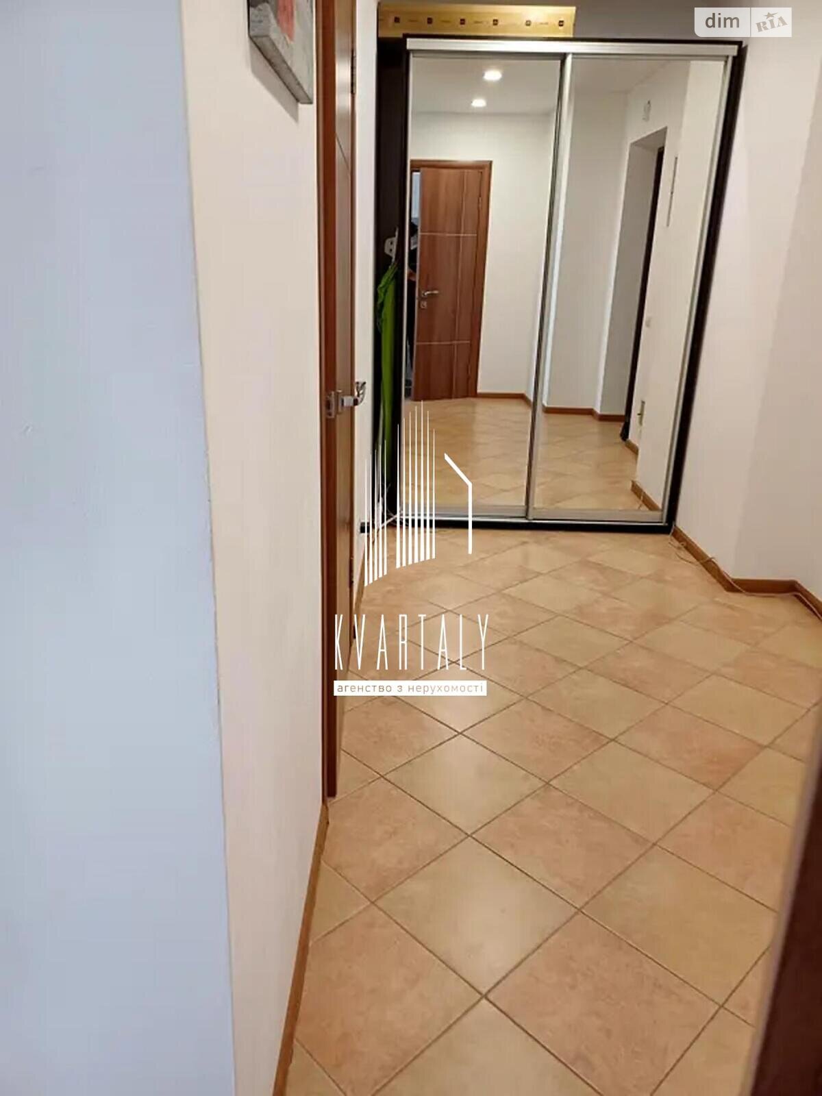 однокімнатна квартира в Києві, район Осокорки, на вул. Соломії Крушельницької 13 в довготривалу оренду помісячно фото 1 однокімнатна квартира в Києві, район Осокорки, на вул. Соломії Крушельницької 13 в довготривалу оренду помісячно фото 1