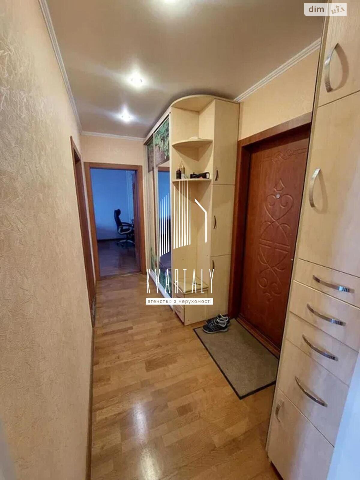 двокімнатна квартира в Києві, район Осокорки, на вул. Ващенка Григорія 1 в довготривалу оренду помісячно фото 1 двокімнатна квартира в Києві, район Осокорки, на вул. Ващенка Григорія 1 в довготривалу оренду помісячно фото 1