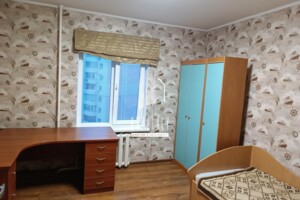 трикімнатна квартира в Києві, район Осокорки, на вул. Вишняківська 7Б в довготривалу оренду помісячно фото 2