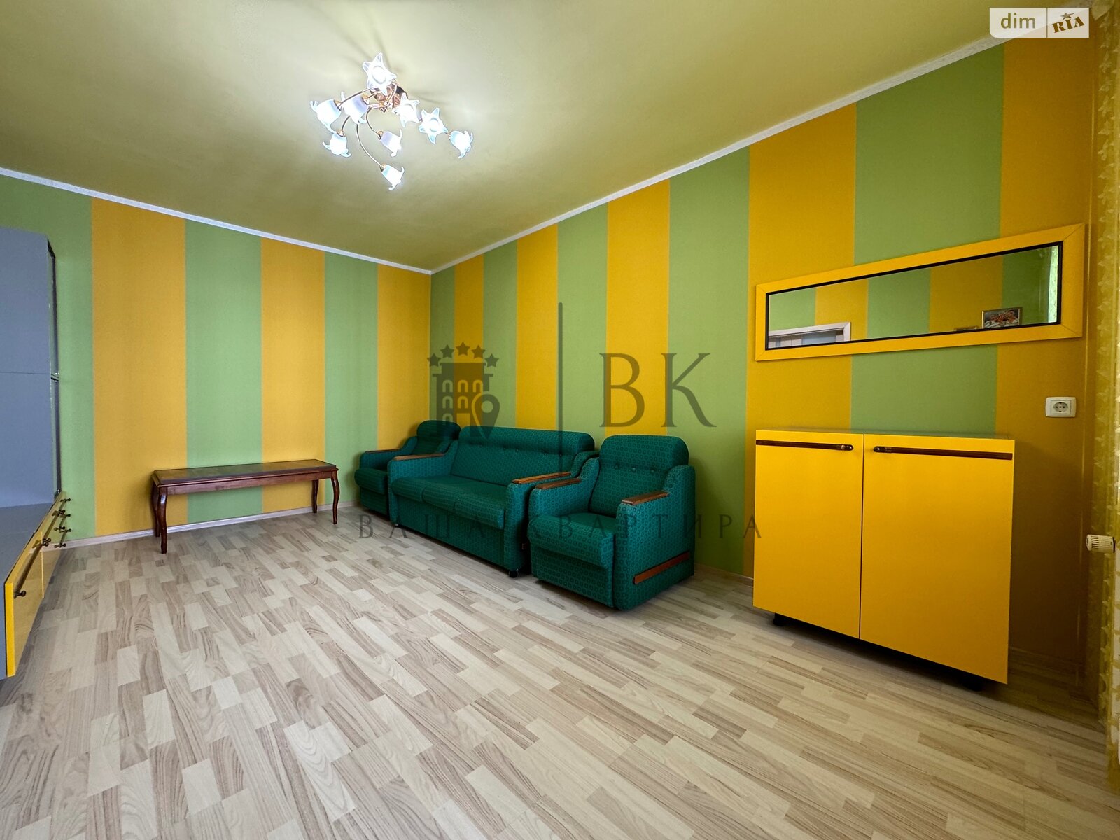 трехкомнатная квартира в Киеве, район Дарницкий, на ул. Вишняковская 7А в аренду на долгий срок помесячно фото 1 трехкомнатная квартира в Киеве, район Дарницкий, на ул. Вишняковская 7А в аренду на долгий срок помесячно фото 1