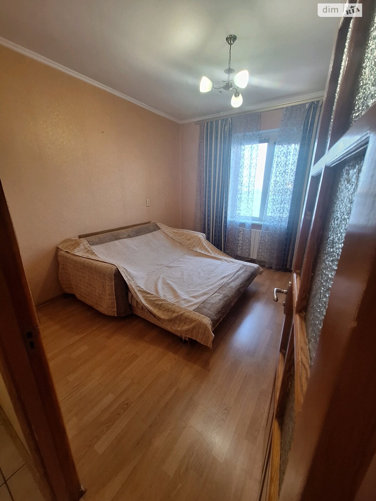 двокімнатна квартира в Києві, район Осокорки, на вул. Вишняківська 6А в довготривалу оренду помісячно фото 1 двокімнатна квартира в Києві, район Осокорки, на вул. Вишняківська 6А в довготривалу оренду помісячно фото 1