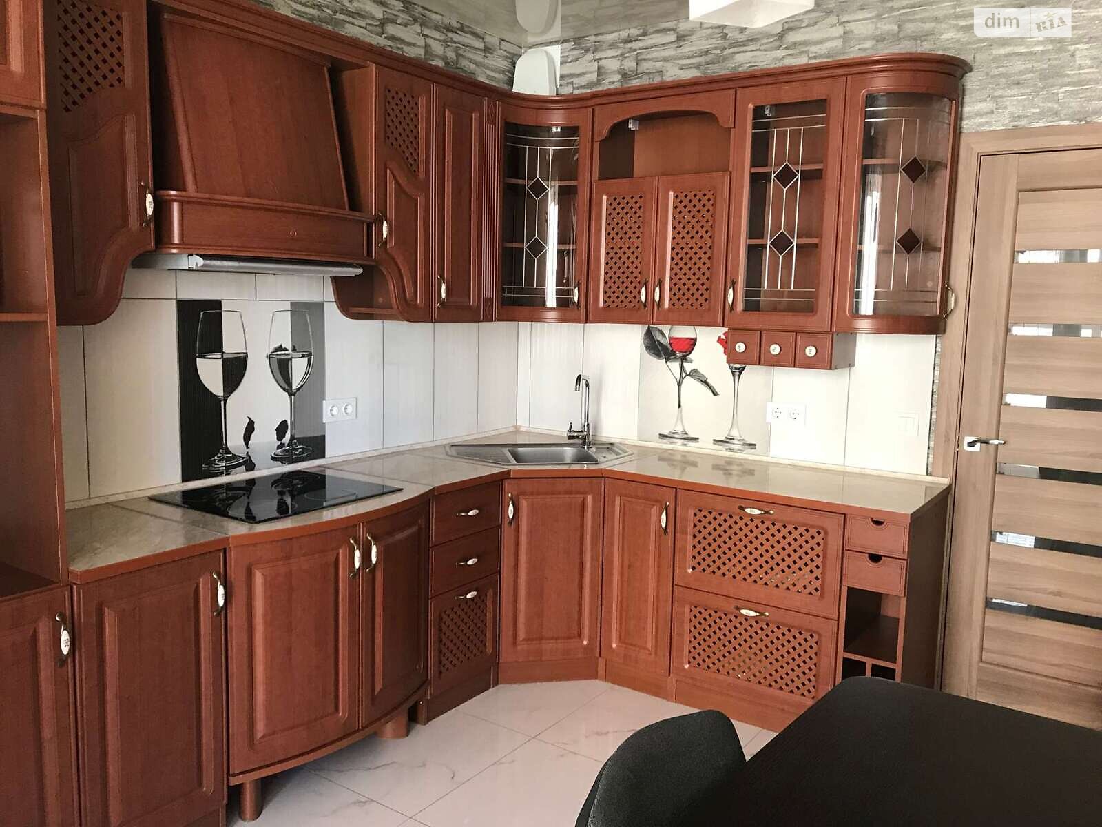 двокімнатна квартира в Києві, район Відрадний, на вул. Гарматна в довготривалу оренду помісячно фото 1 двокімнатна квартира в Києві, район Відрадний, на вул. Гарматна в довготривалу оренду помісячно фото 1