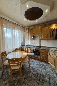 двокімнатна квартира в Києві, район Відрадний, на вул. Миколи Василенка 19 в довготривалу оренду помісячно фото 2