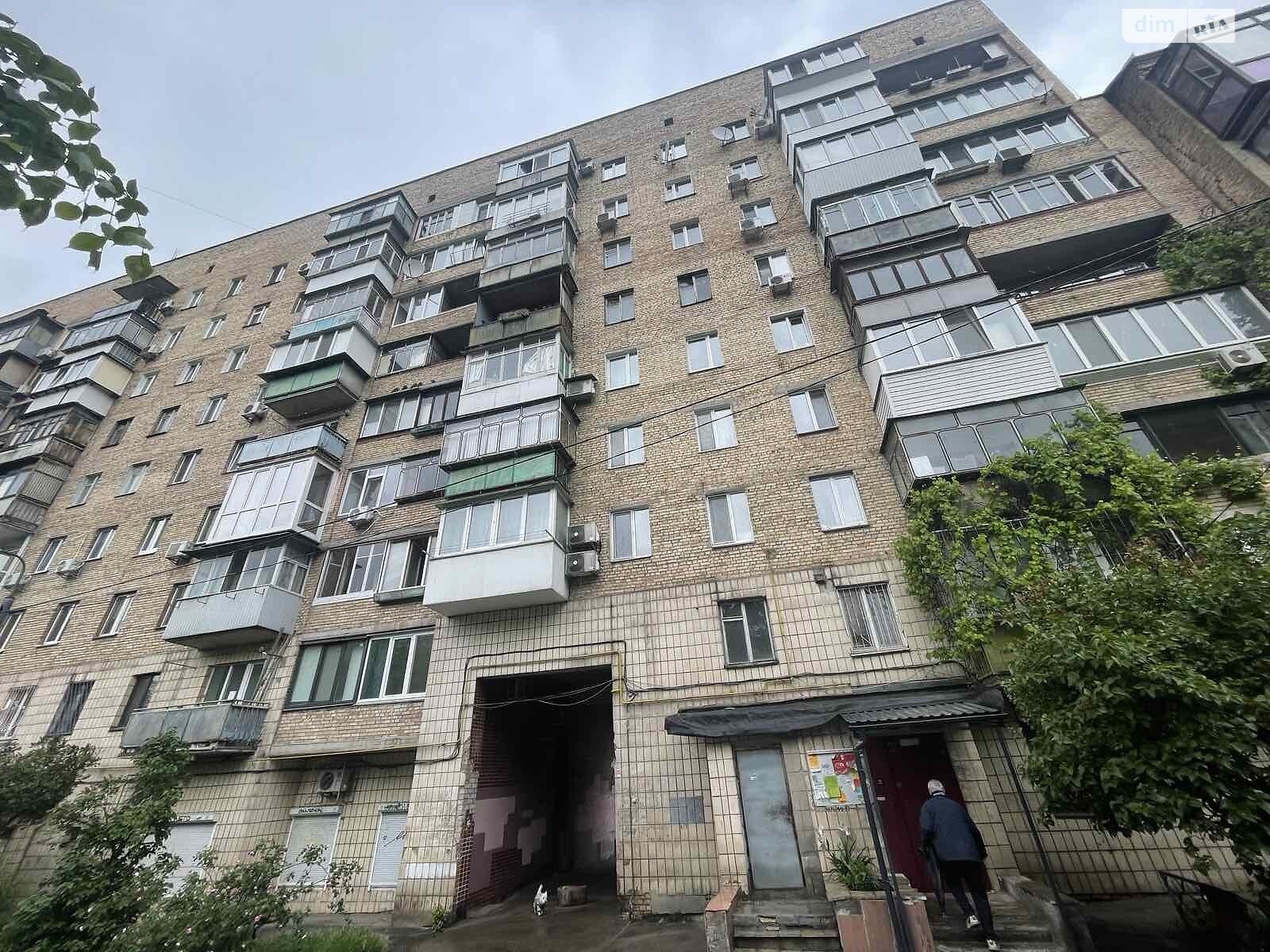 чотирикімнатна квартира в Києві, район Паньківщина, на вул. Гетьмана Павла Скоропадського 49 в довготривалу оренду помісячно фото 1 чотирикімнатна квартира в Києві, район Паньківщина, на вул. Гетьмана Павла Скоропадського 49 в довготривалу оренду помісячно фото 1