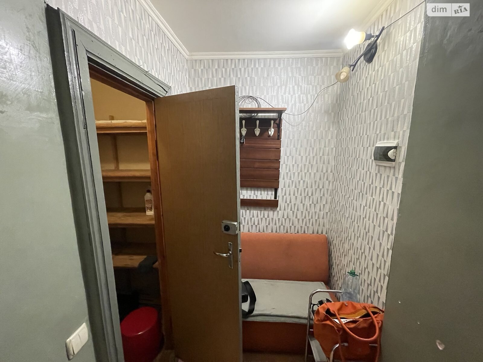 чотирикімнатна квартира в Києві, район Паньківщина, на вул. Гетьмана Павла Скоропадського 49 в довготривалу оренду помісячно фото 1 чотирикімнатна квартира в Києві, район Паньківщина, на вул. Гетьмана Павла Скоропадського 49 в довготривалу оренду помісячно фото 1