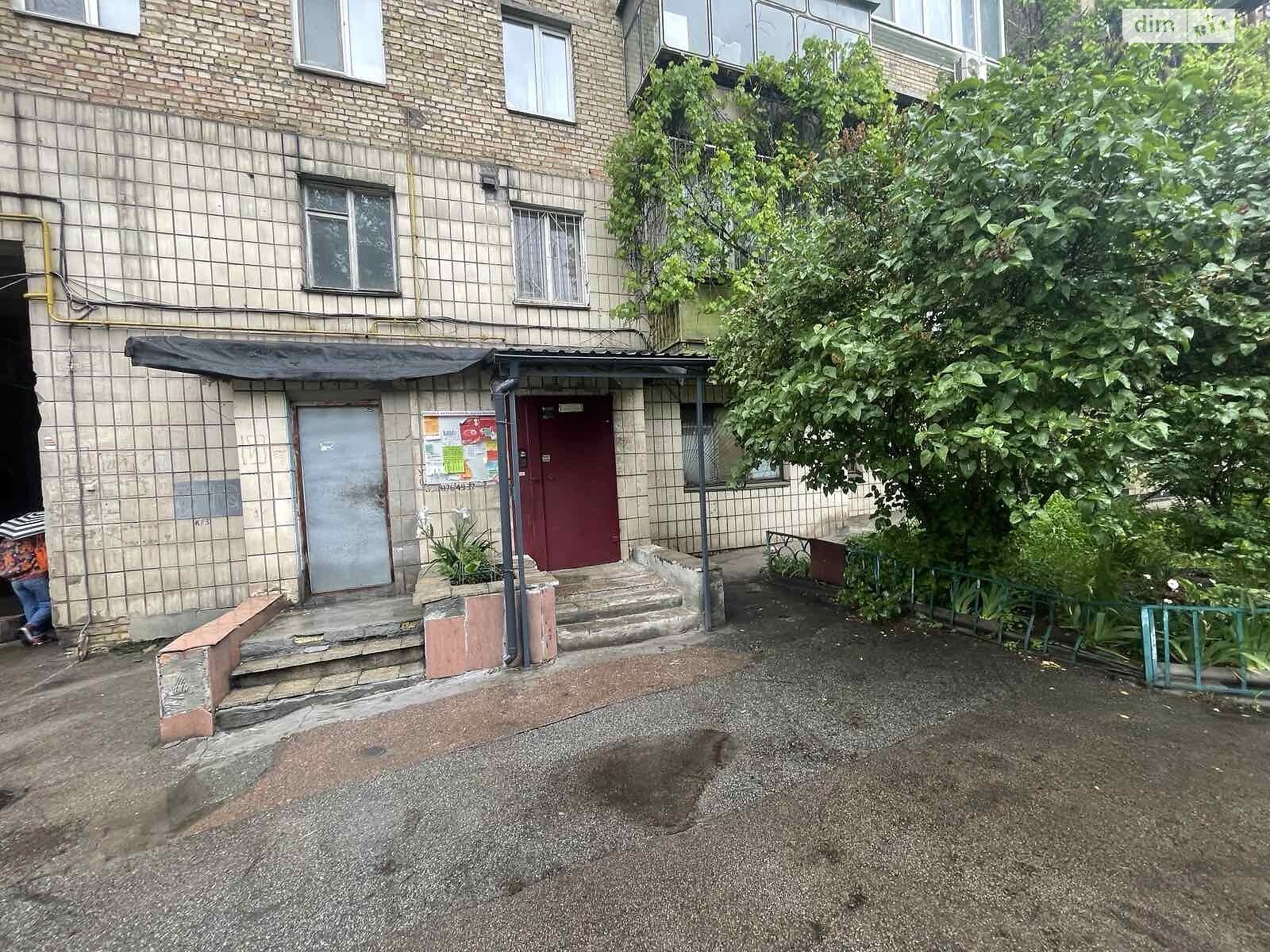 чотирикімнатна квартира в Києві, район Паньківщина, на вул. Гетьмана Павла Скоропадського 49 в довготривалу оренду помісячно фото 1 чотирикімнатна квартира в Києві, район Паньківщина, на вул. Гетьмана Павла Скоропадського 49 в довготривалу оренду помісячно фото 1