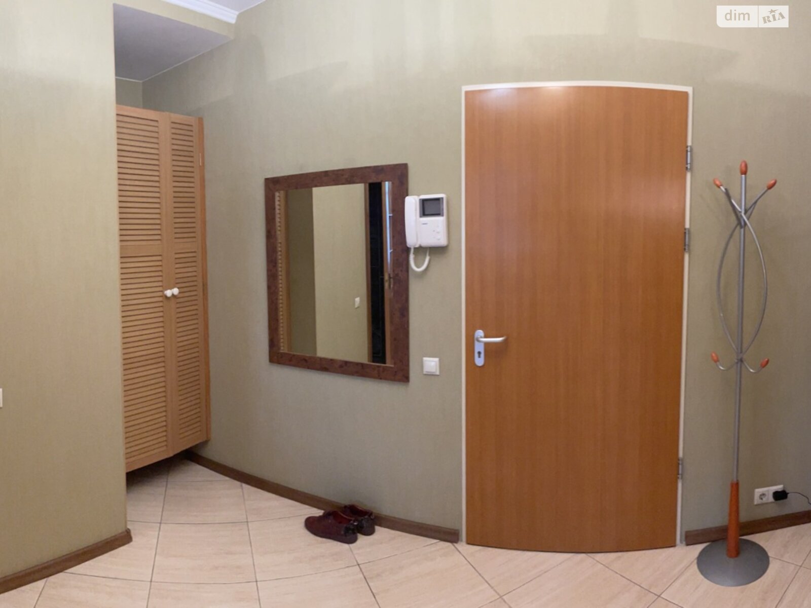 двокімнатна квартира в Києві, район Паньківщина, на вул. Жилянська 59 в довготривалу оренду помісячно фото 1 двокімнатна квартира в Києві, район Паньківщина, на вул. Жилянська 59 в довготривалу оренду помісячно фото 1