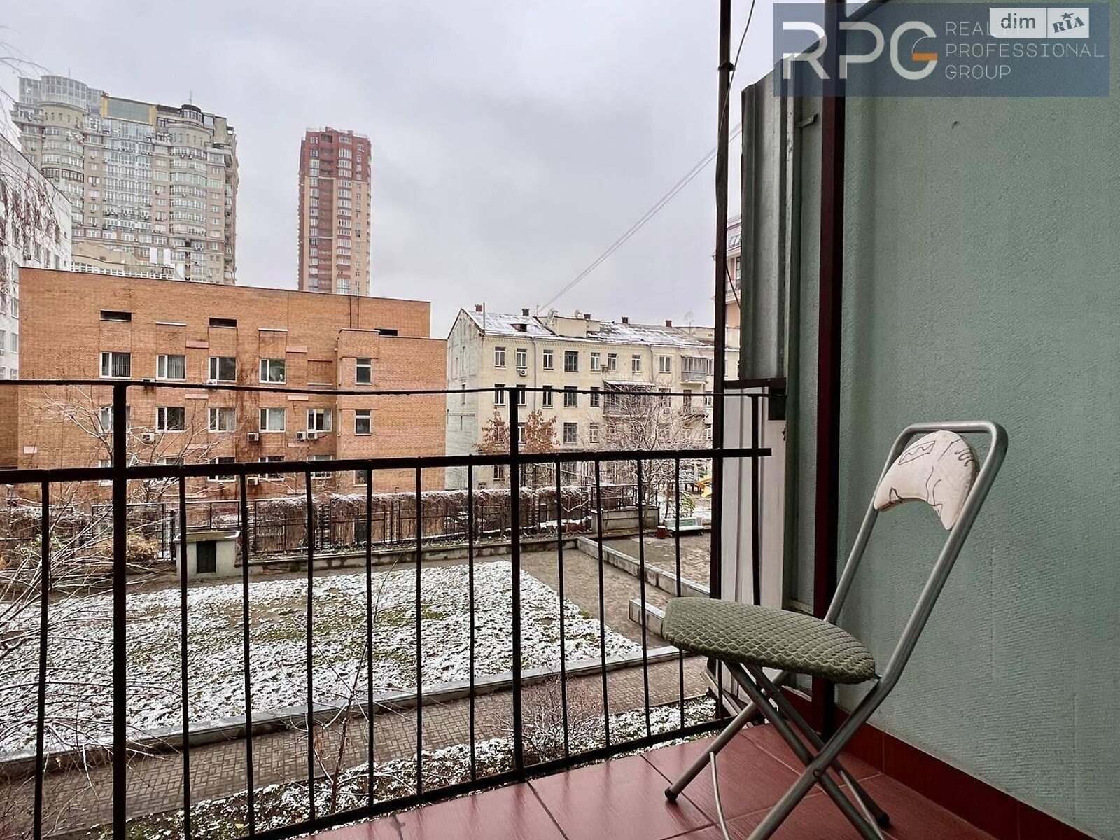 однокімнатна квартира в Києві, район Паньківщина, на вул. Назарівська 15 в довготривалу оренду помісячно фото 1 однокімнатна квартира в Києві, район Паньківщина, на вул. Назарівська 15 в довготривалу оренду помісячно фото 1