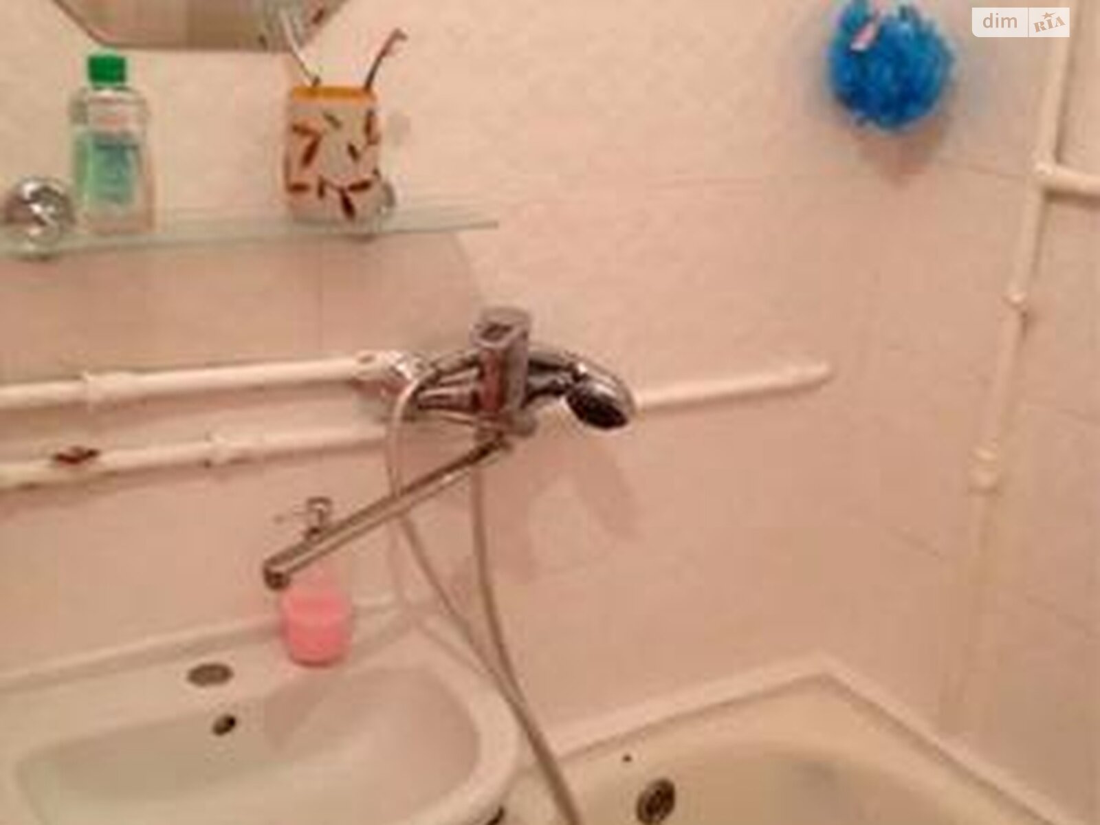 однокімнатна квартира в Києві, район Паньківщина, на вул. Володимирська 82А в довготривалу оренду помісячно фото 1