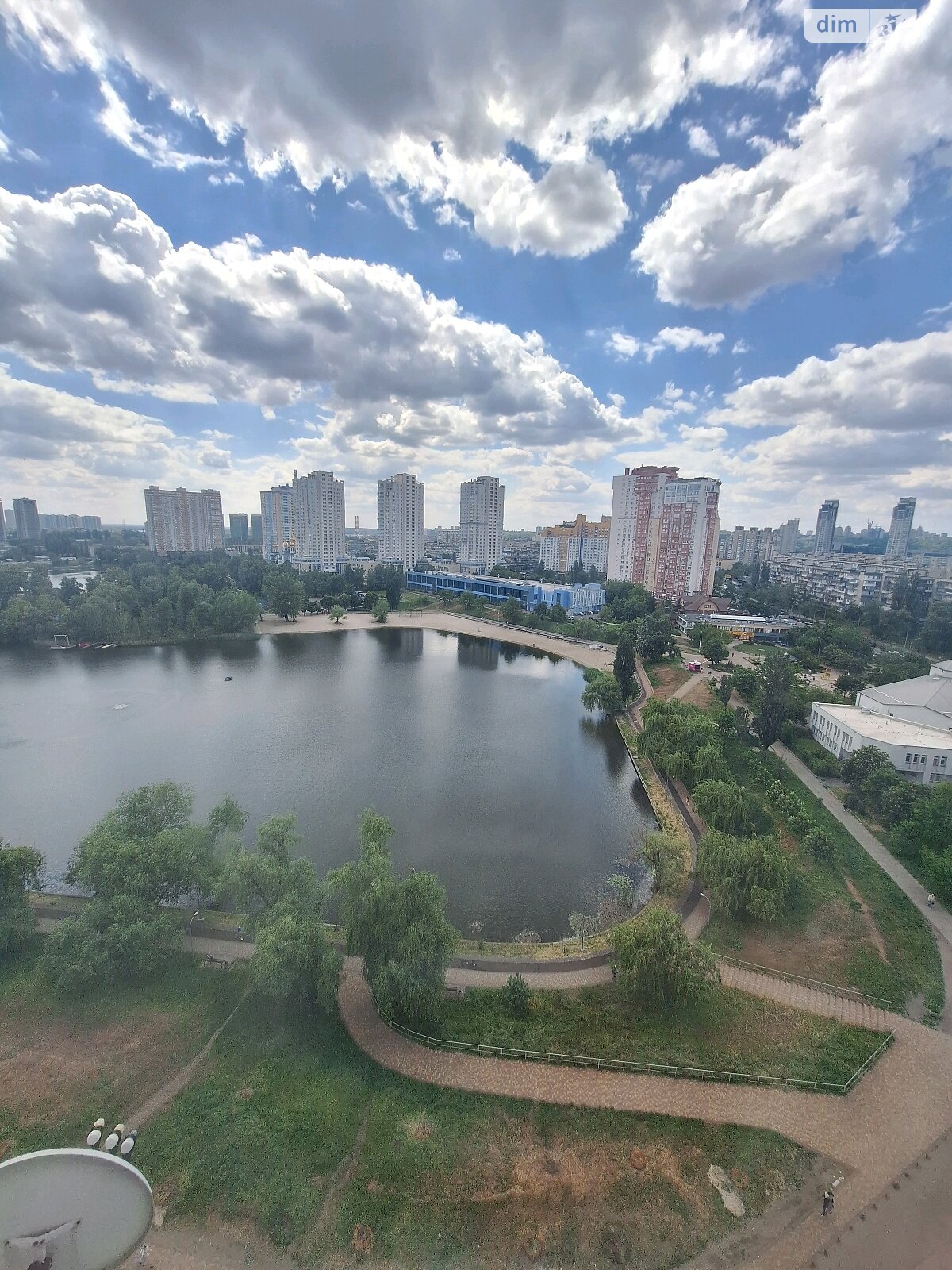 однокомнатная квартира в Киеве, на просп. Павла Тычины 20 в аренду на долгий срок помесячно фото 1 однокомнатная квартира в Киеве, на просп. Павла Тычины 20 в аренду на долгий срок помесячно фото 1