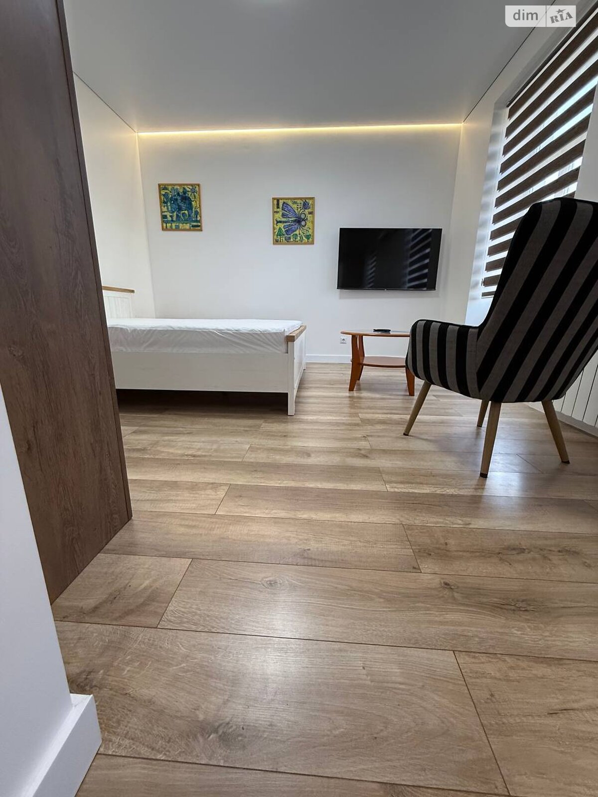 однокімнатна квартира в Києві, район Печерськ, на вул. Еспланадна 32 в довготривалу оренду помісячно фото 1