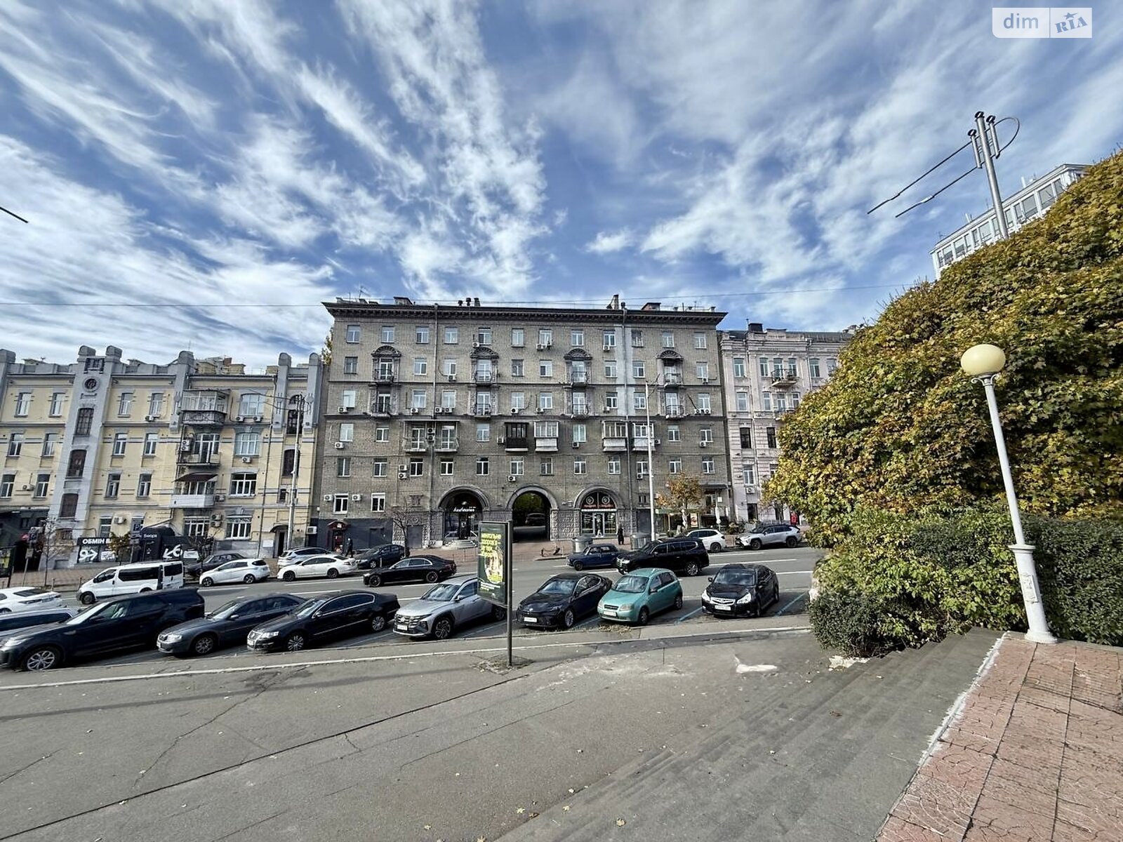 однокімнатна квартира в Києві, район Печерськ, на вул. Еспланадна 32 в довготривалу оренду помісячно фото 1