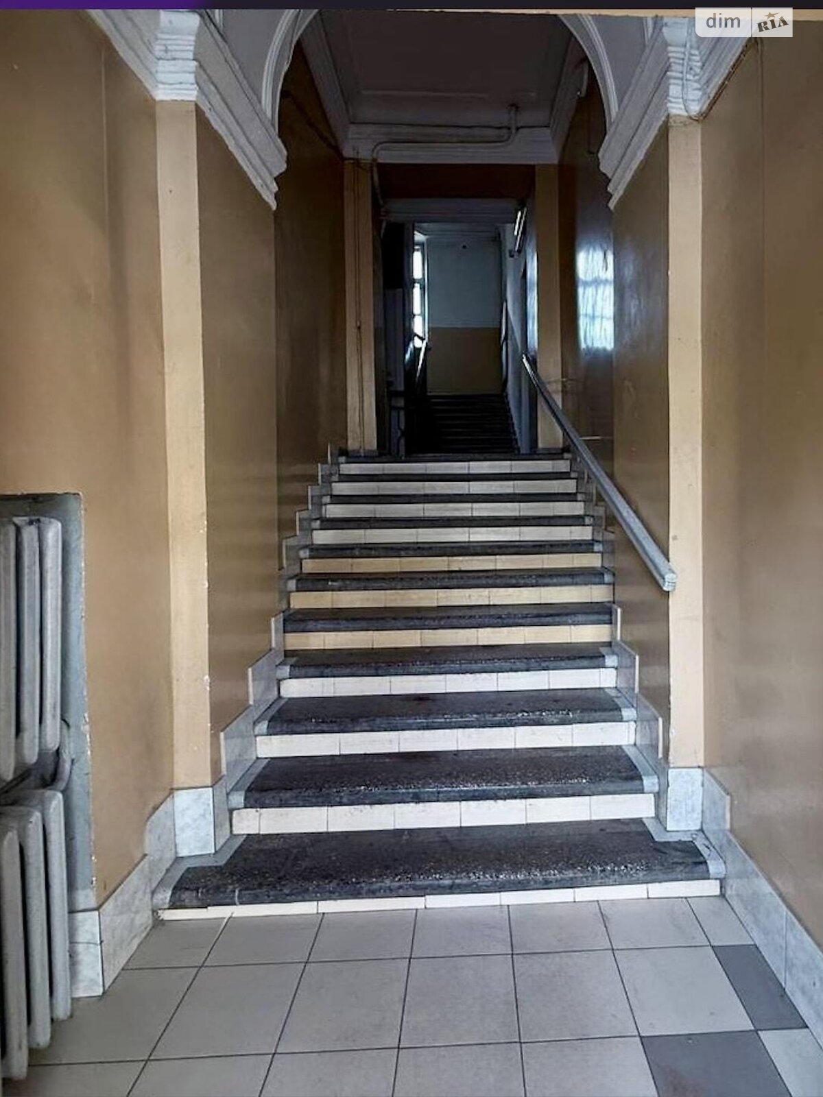 однокімнатна квартира в Києві, район Печерськ, на вул. Еспланадна 32 в довготривалу оренду помісячно фото 1