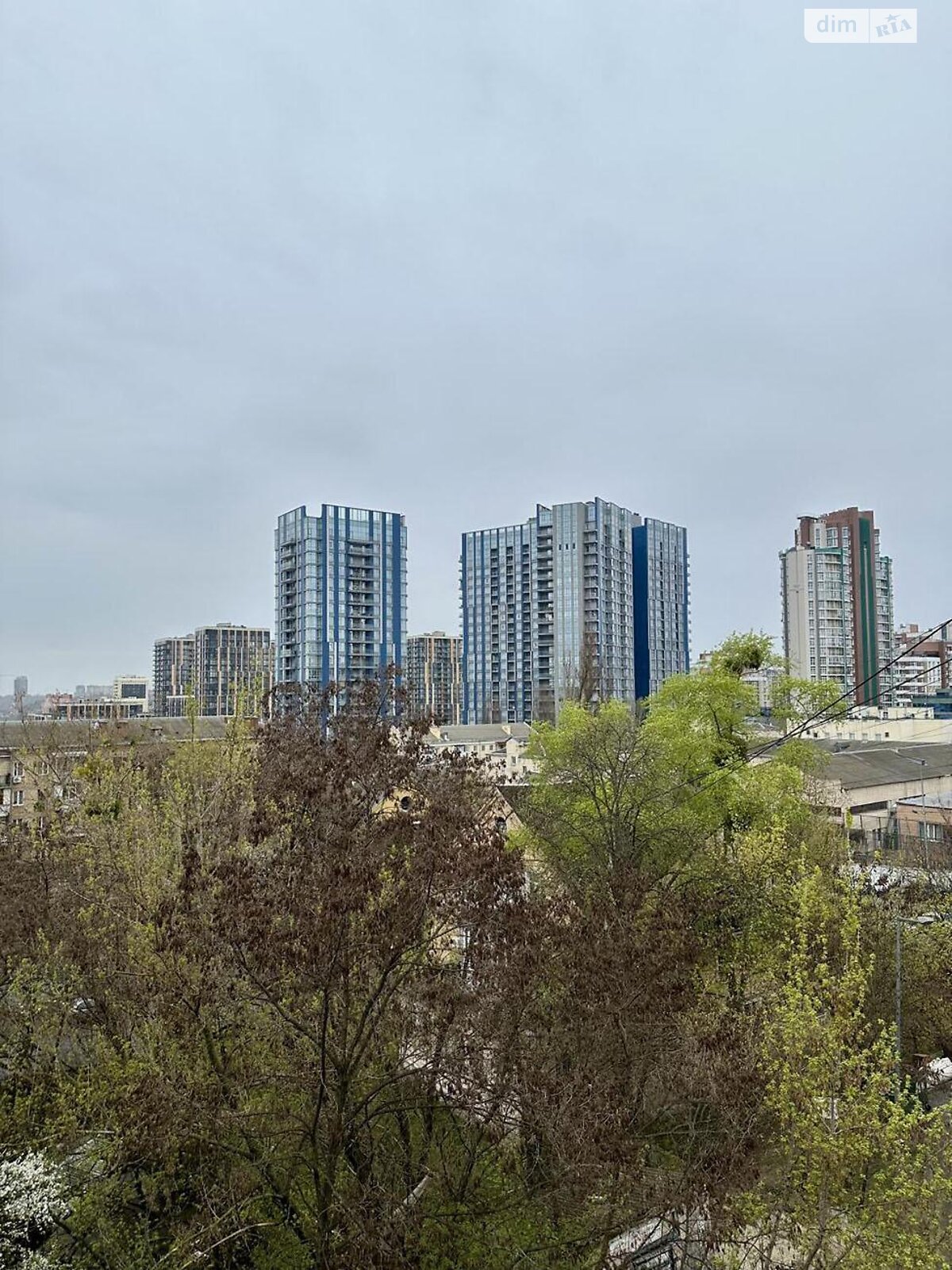 двокімнатна квартира в Києві, район Печерськ, на вул. Маккейна Джона 16А в довготривалу оренду помісячно фото 1 двокімнатна квартира в Києві, район Печерськ, на вул. Маккейна Джона 16А в довготривалу оренду помісячно фото 1