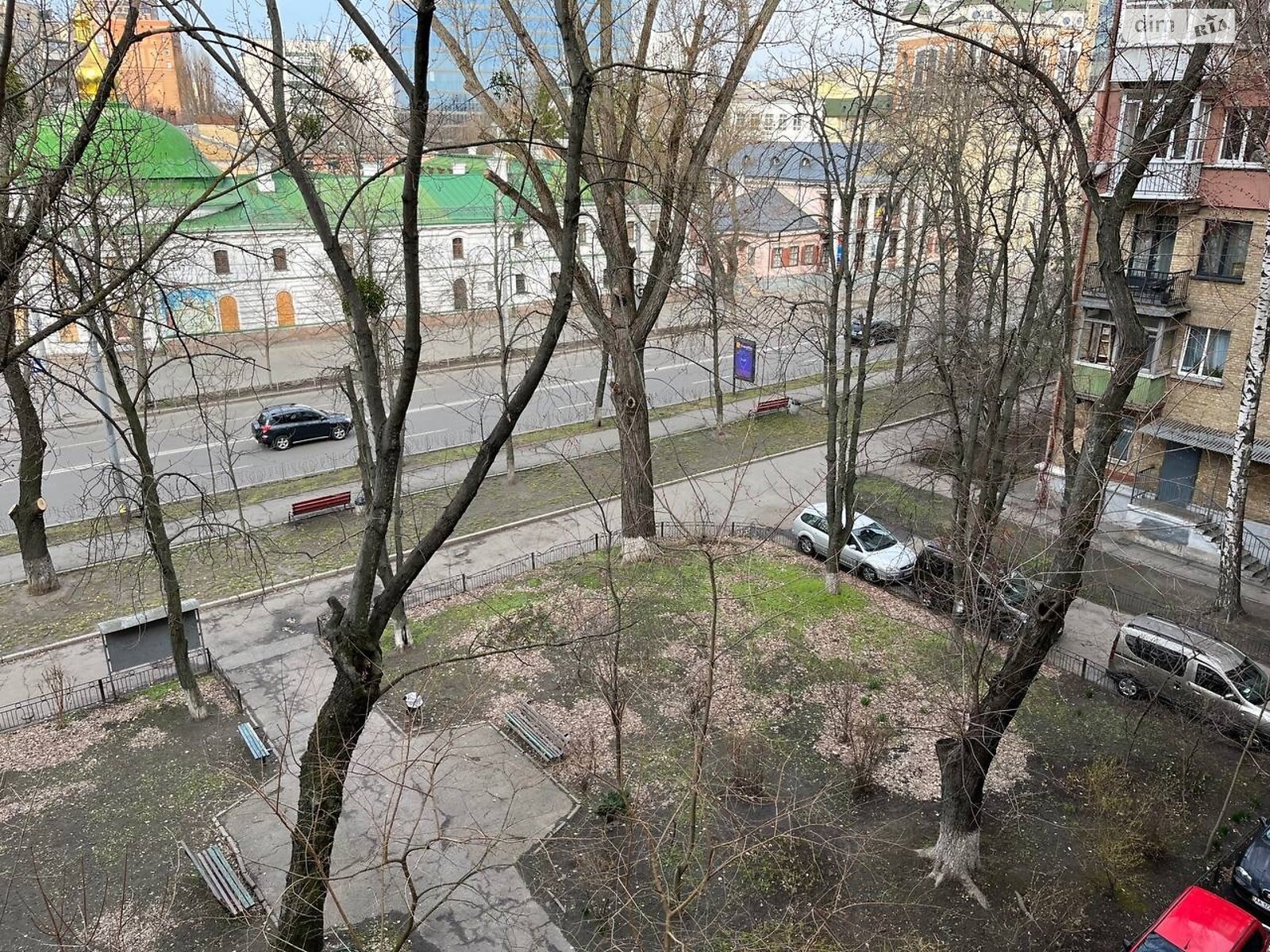 двухкомнатная квартира в Киеве, район Печерск, на ул. Князей Острожских 39 в аренду на долгий срок помесячно фото 1 двухкомнатная квартира в Киеве, район Печерск, на ул. Князей Острожских 39 в аренду на долгий срок помесячно фото 1