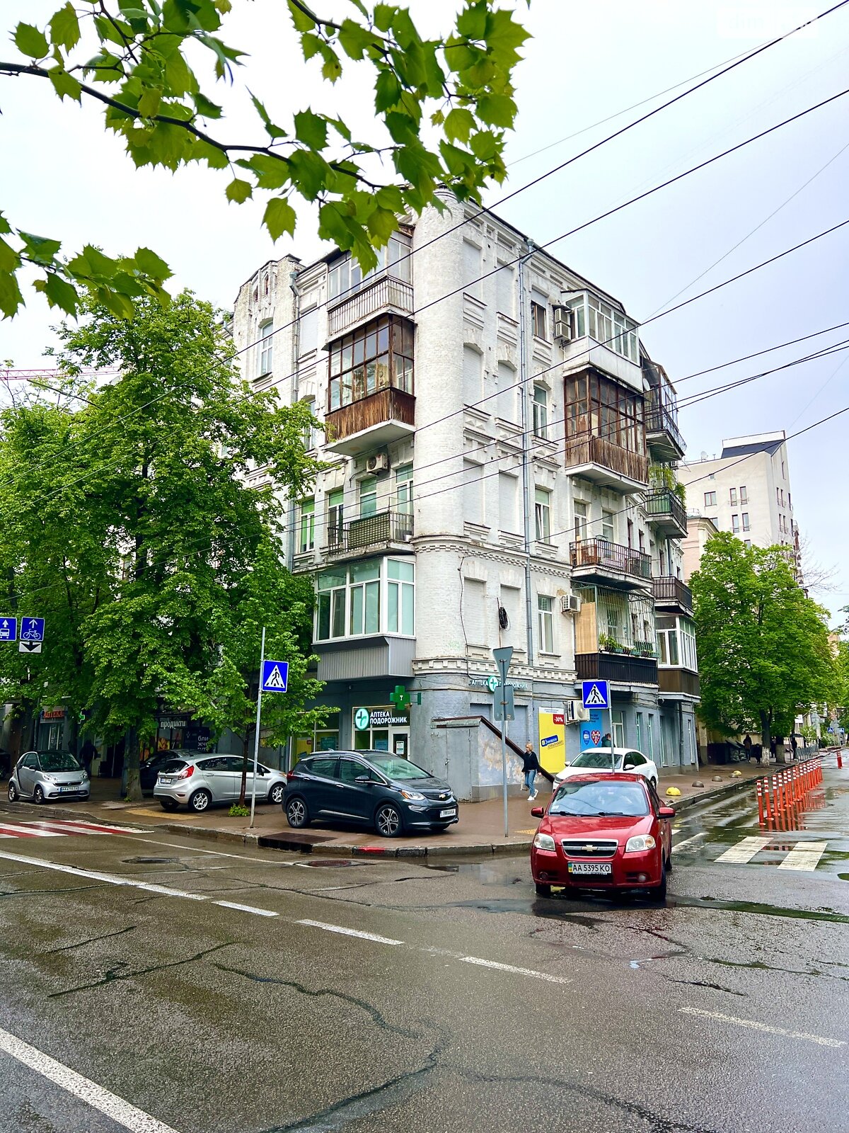 однокомнатная квартира в Киеве, район Печерск, на ул. Князей Острожских 15 в аренду на долгий срок помесячно фото 1 однокомнатная квартира в Киеве, район Печерск, на ул. Князей Острожских 15 в аренду на долгий срок помесячно фото 1