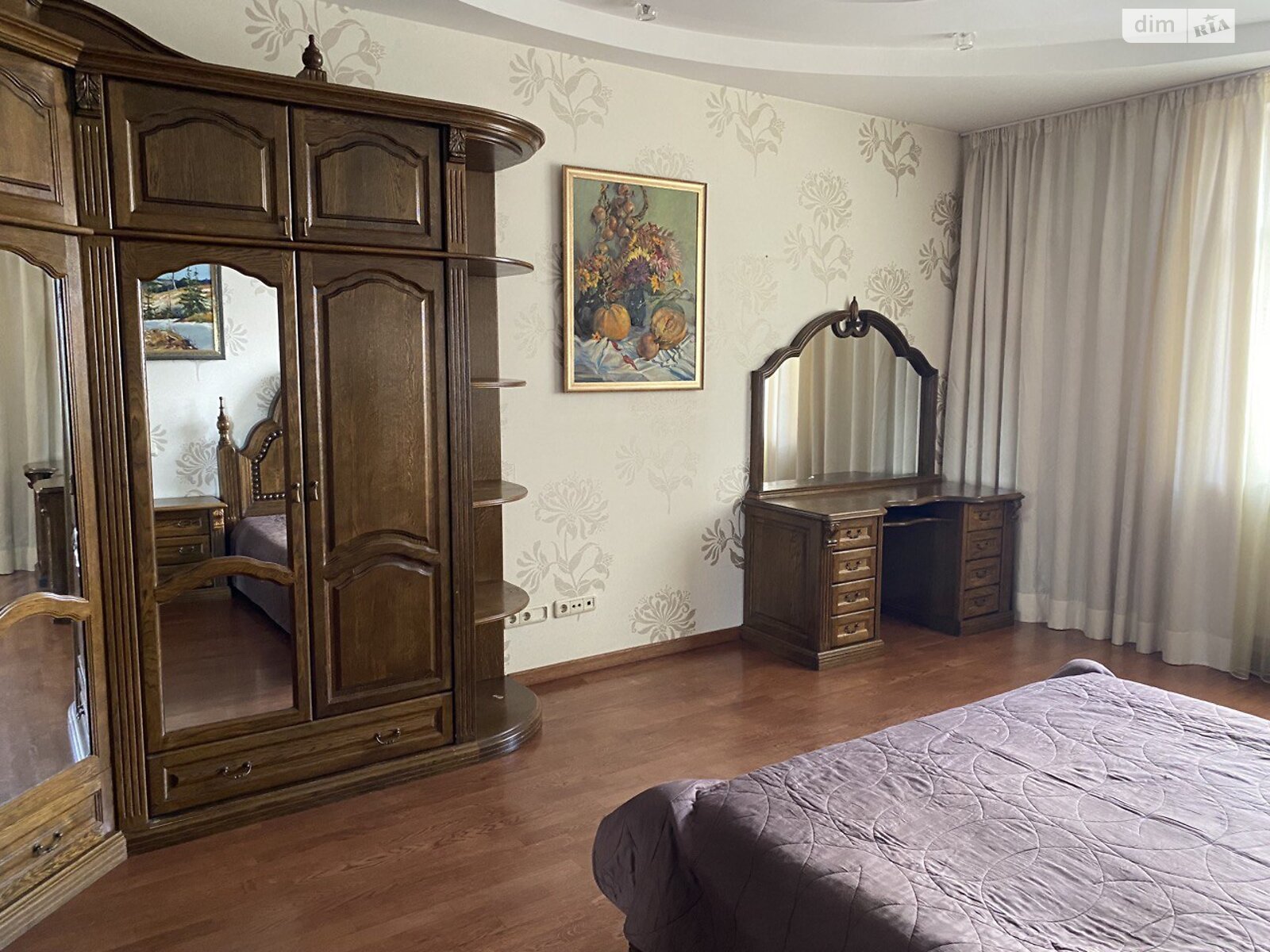 двокімнатна квартира з ремонтом в Києві, район Печерськ, на вул. Коновальця Євгена 32Б в довготривалу оренду помісячно фото 1 двокімнатна квартира з ремонтом в Києві, район Печерськ, на вул. Коновальця Євгена 32Б в довготривалу оренду помісячно фото 1
