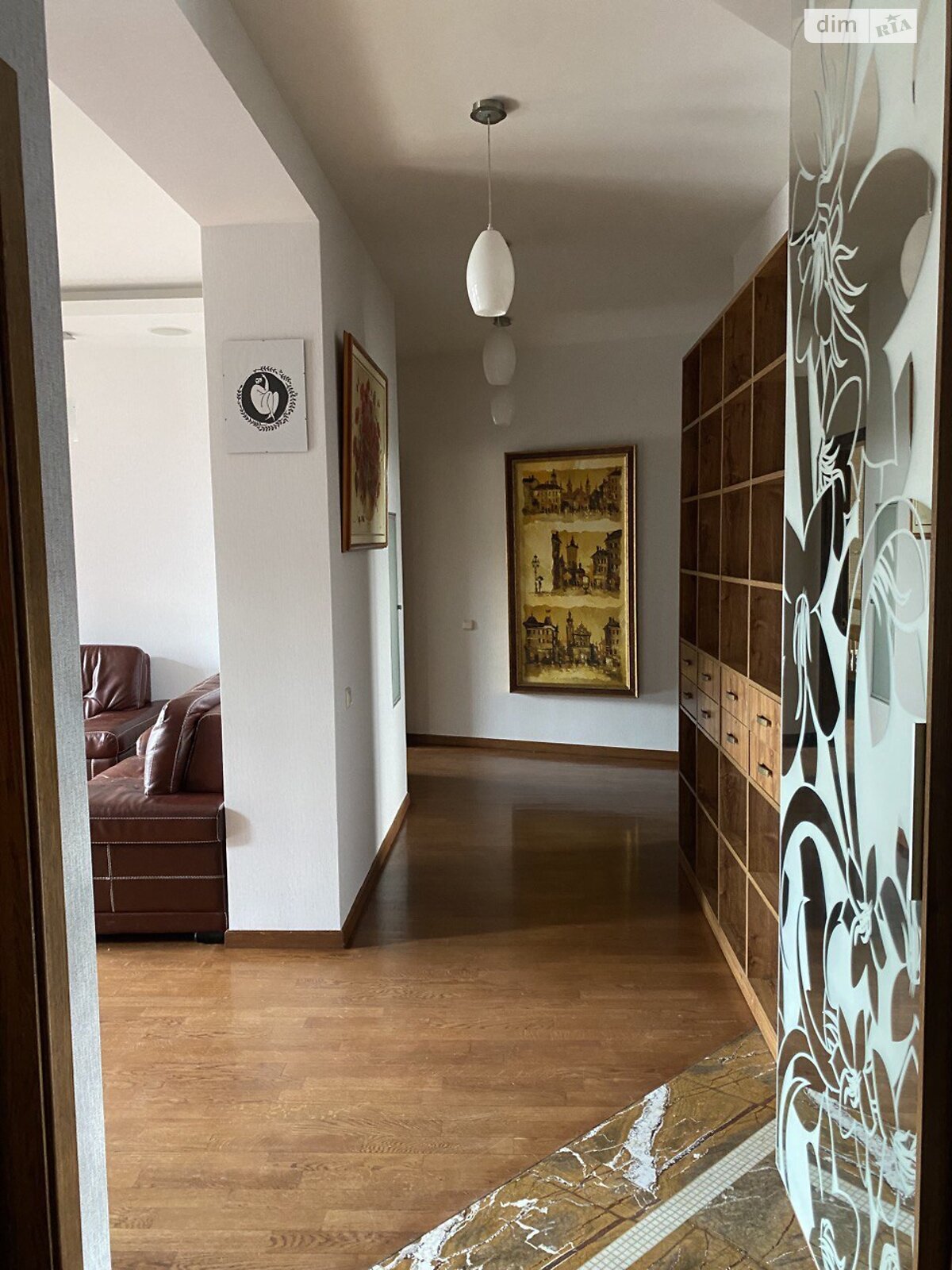 двокімнатна квартира з ремонтом в Києві, район Печерськ, на вул. Коновальця Євгена 32Б в довготривалу оренду помісячно фото 1 двокімнатна квартира з ремонтом в Києві, район Печерськ, на вул. Коновальця Євгена 32Б в довготривалу оренду помісячно фото 1