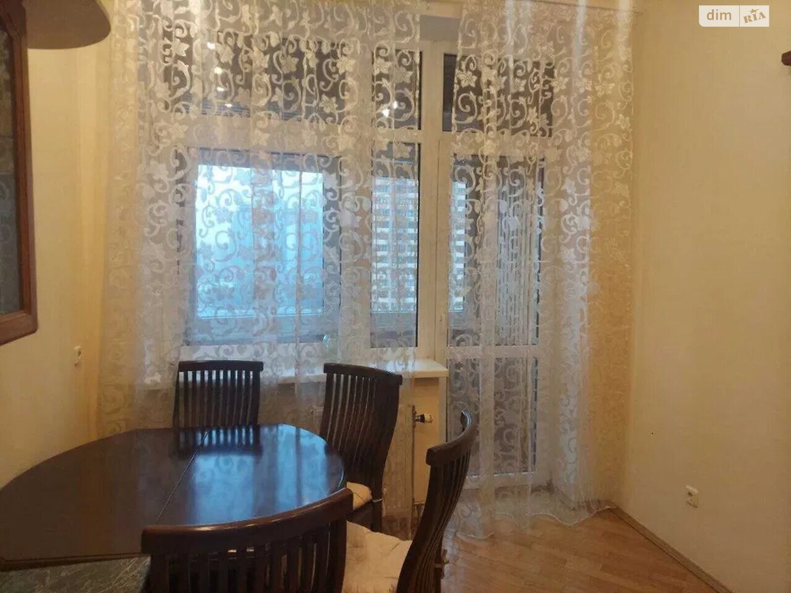 двокімнатна квартира в Києві, район Печерськ, на бул. Лесі Українки 23 в довготривалу оренду помісячно фото 1 двокімнатна квартира в Києві, район Печерськ, на бул. Лесі Українки 23 в довготривалу оренду помісячно фото 1