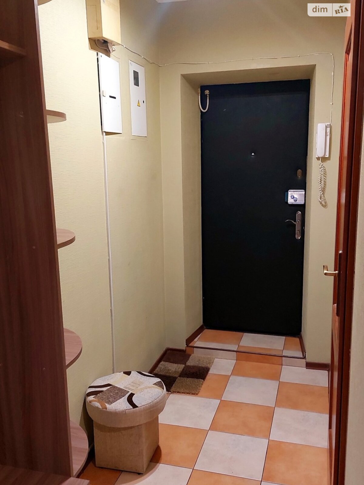 трикімнатна квартира в Києві, район Печерськ, на бул. Лесі Українки 19 в довготривалу оренду помісячно фото 1 трикімнатна квартира в Києві, район Печерськ, на бул. Лесі Українки 19 в довготривалу оренду помісячно фото 1