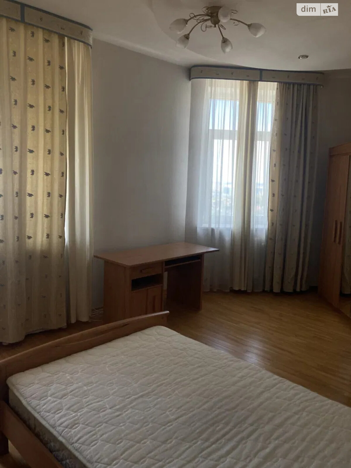 п`ятикімнатна квартира в Києві, район Печерськ, на бул. Лесі Українки 23 в довготривалу оренду помісячно фото 1 п`ятикімнатна квартира в Києві, район Печерськ, на бул. Лесі Українки 23 в довготривалу оренду помісячно фото 1