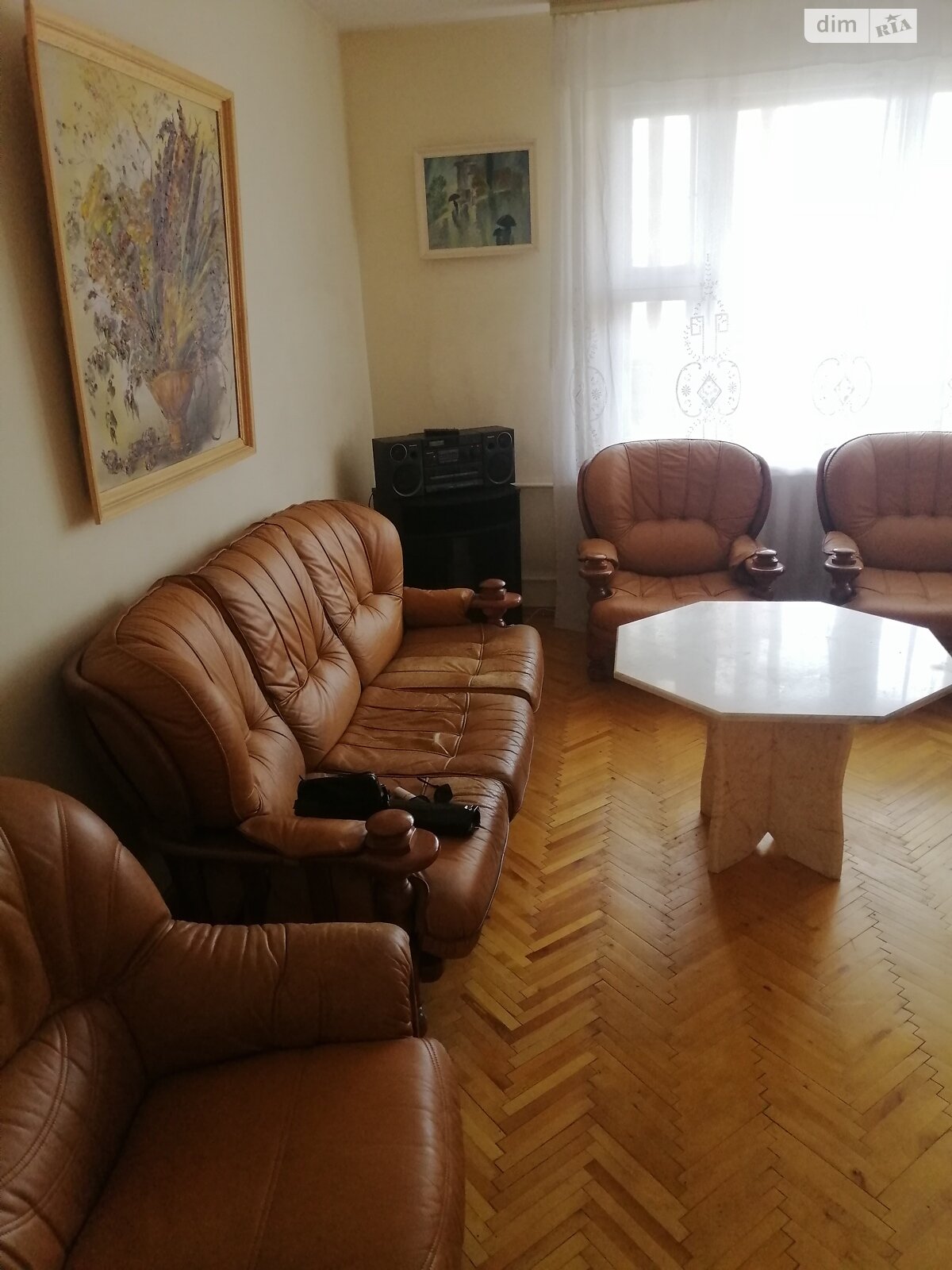 трикімнатна квартира в Києві, район Печерськ, на бул. Лесі Українки 21Б в довготривалу оренду помісячно фото 1 трикімнатна квартира в Києві, район Печерськ, на бул. Лесі Українки 21Б в довготривалу оренду помісячно фото 1