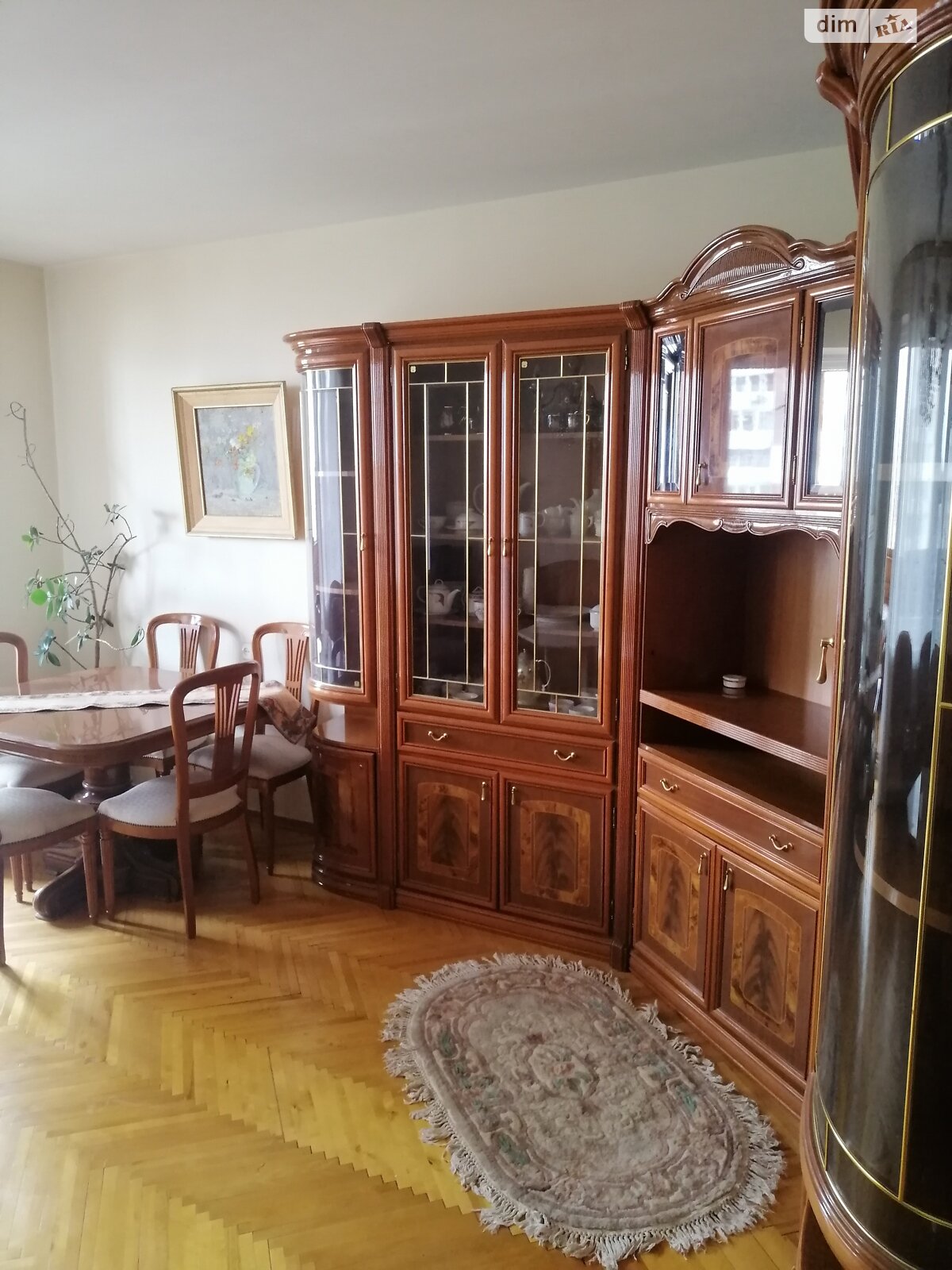 трикімнатна квартира в Києві, район Печерськ, на бул. Лесі Українки 21Б в довготривалу оренду помісячно фото 1 трикімнатна квартира в Києві, район Печерськ, на бул. Лесі Українки 21Б в довготривалу оренду помісячно фото 1