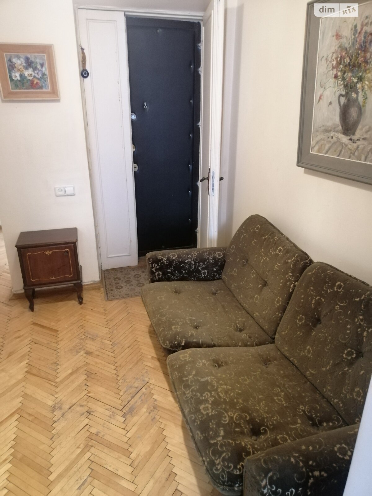трикімнатна квартира в Києві, район Печерськ, на бул. Лесі Українки 21Б в довготривалу оренду помісячно фото 1 трикімнатна квартира в Києві, район Печерськ, на бул. Лесі Українки 21Б в довготривалу оренду помісячно фото 1