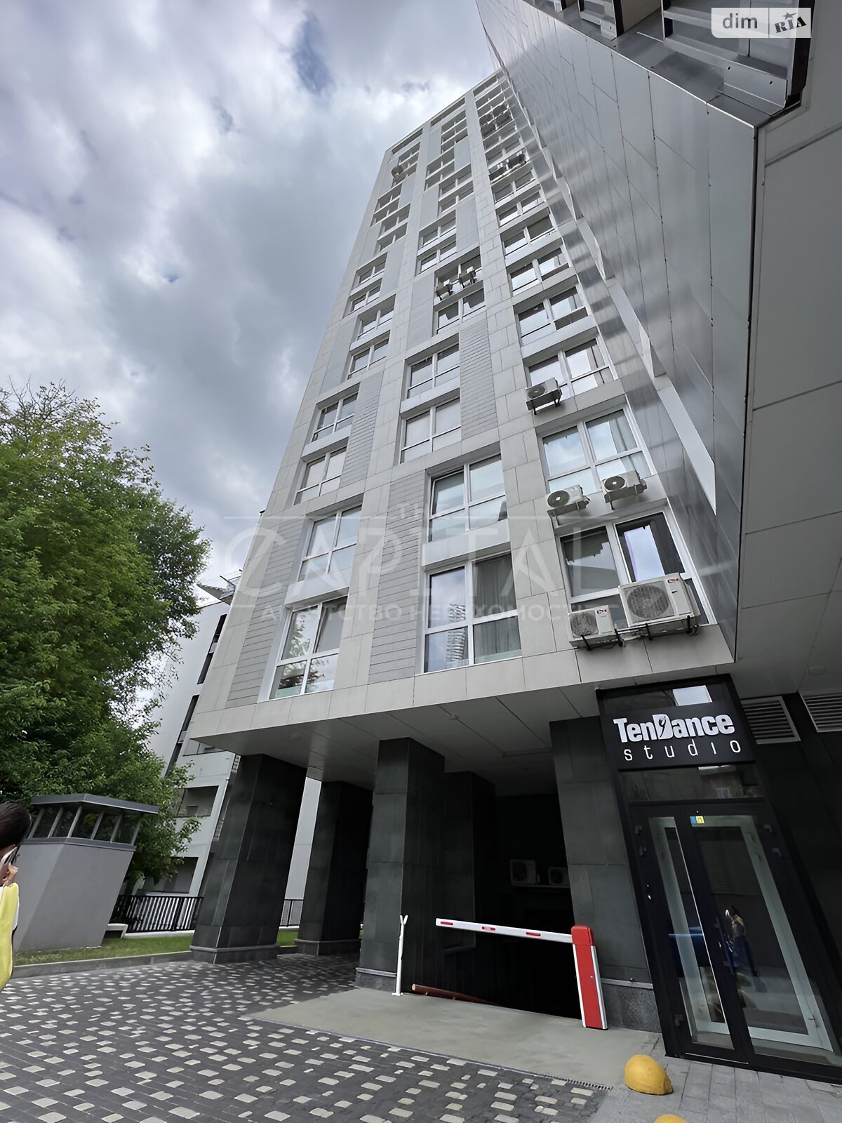 двокімнатна квартира в Києві, район Печерськ, на вул. Лейпцизька 13 в довготривалу оренду помісячно фото 1 двокімнатна квартира в Києві, район Печерськ, на вул. Лейпцизька 13 в довготривалу оренду помісячно фото 1