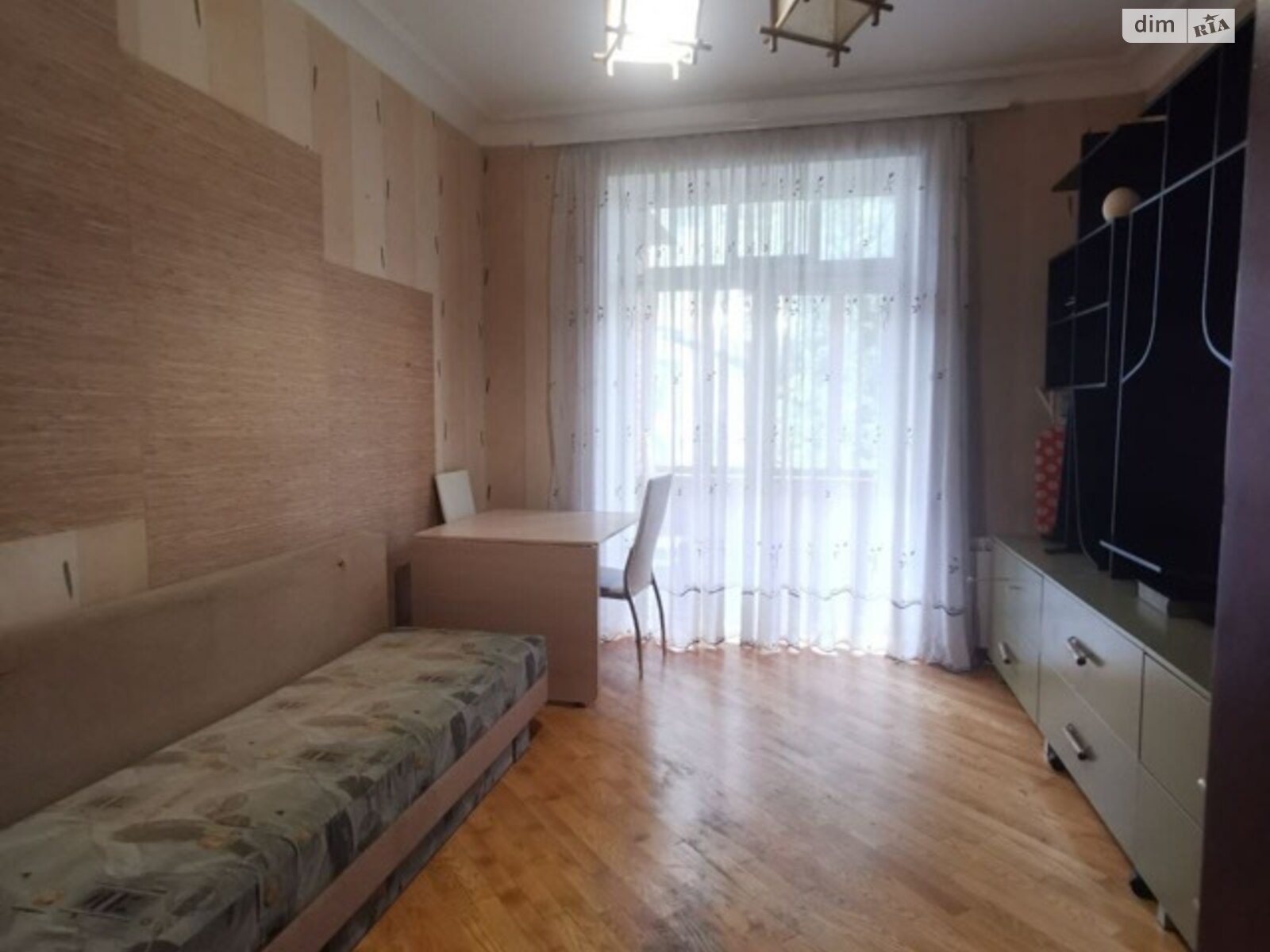 двухкомнатная квартира в Киеве, район Печерск, на ул. Мечникова 10/2, кв. 44 в аренду на долгий срок помесячно фото 1 двухкомнатная квартира в Киеве, район Печерск, на ул. Мечникова 10/2, кв. 44 в аренду на долгий срок помесячно фото 1