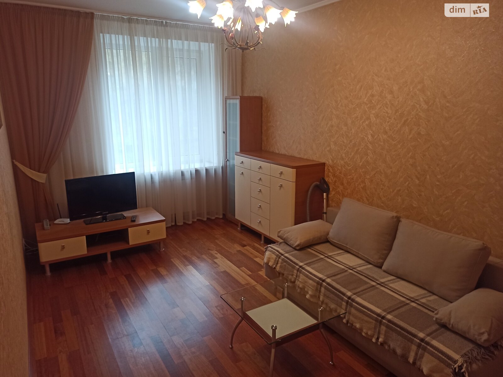 двокімнатна квартира в Києві, район Печерськ, на вул. Мечникова 16 в довготривалу оренду помісячно фото 1 двокімнатна квартира в Києві, район Печерськ, на вул. Мечникова 16 в довготривалу оренду помісячно фото 1