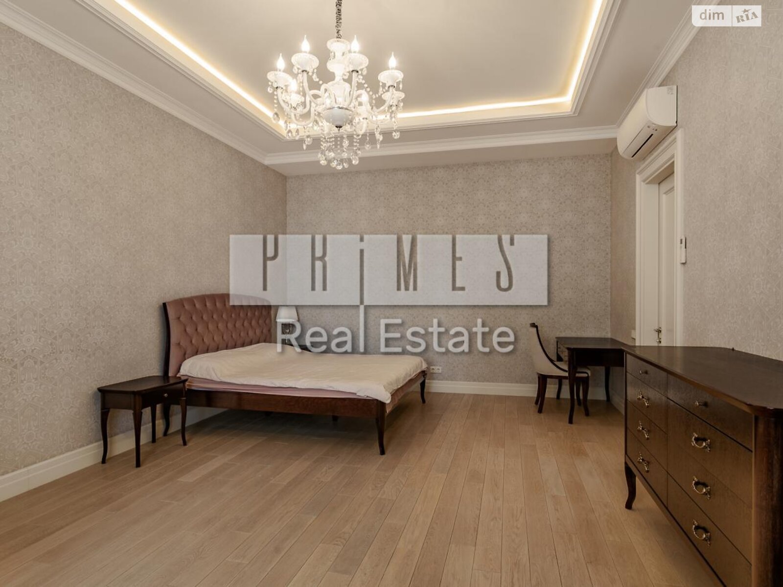 чотирикімнатна квартира в Києві, район Печерськ, на вул. Михайла Грушевського 9А в довготривалу оренду помісячно фото 1 чотирикімнатна квартира в Києві, район Печерськ, на вул. Михайла Грушевського 9А в довготривалу оренду помісячно фото 1