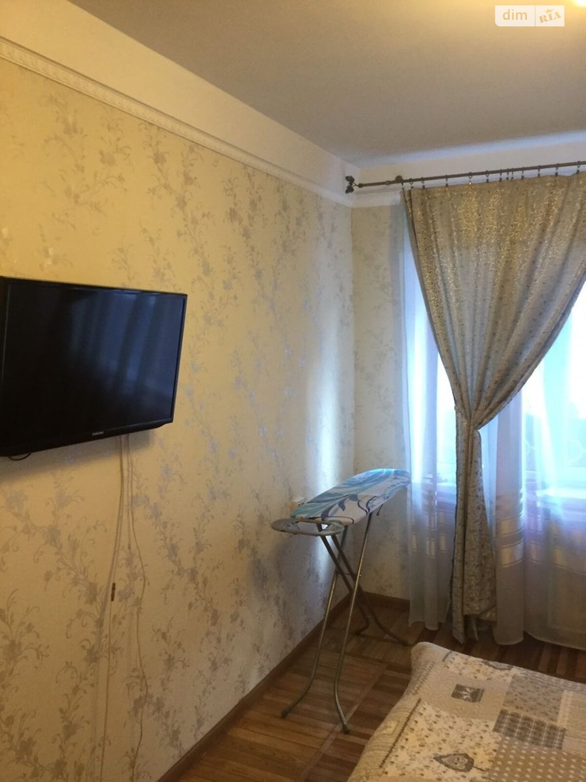 двокімнатна квартира в Києві, район Печерськ, на узвіз Печерський 6 в довготривалу оренду помісячно фото 1 двокімнатна квартира в Києві, район Печерськ, на узвіз Печерський 6 в довготривалу оренду помісячно фото 1