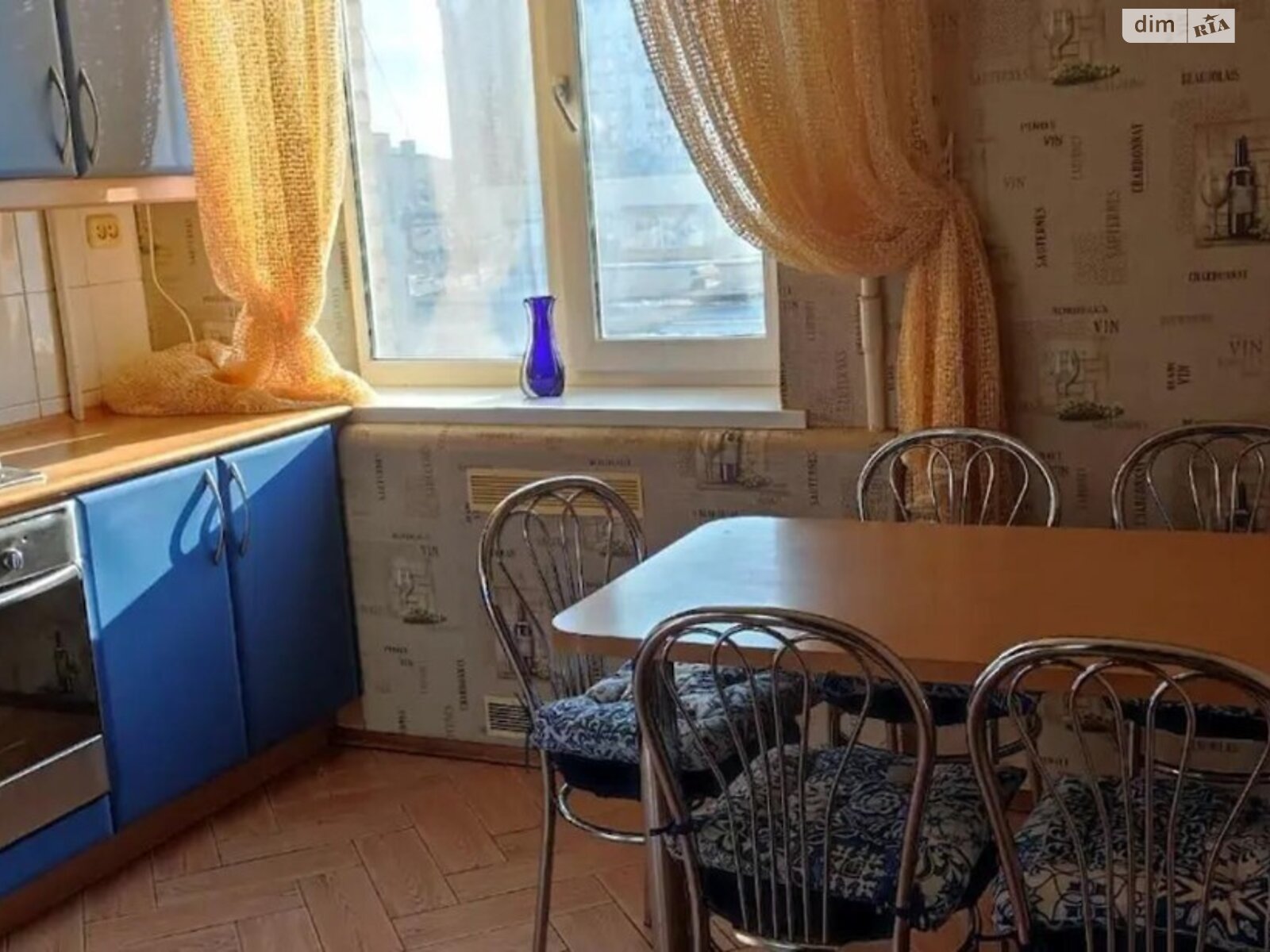 двухкомнатная квартира с мебелью в Киеве, район Печерск, на ул. Предславинская 26А в аренду на долгий срок помесячно фото 1