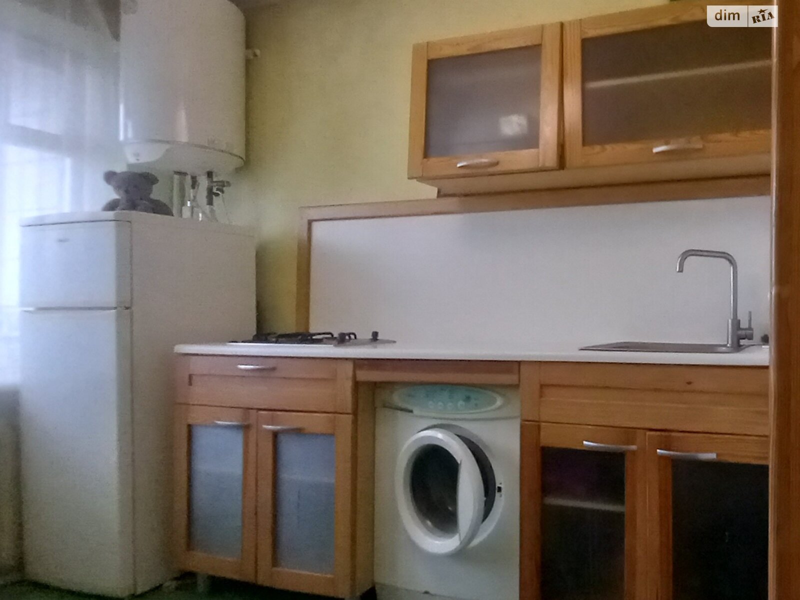 однокімнатна квартира в Києві, район Печерськ, на вул. Різницька 8 в довготривалу оренду помісячно фото 1 однокімнатна квартира в Києві, район Печерськ, на вул. Різницька 8 в довготривалу оренду помісячно фото 1