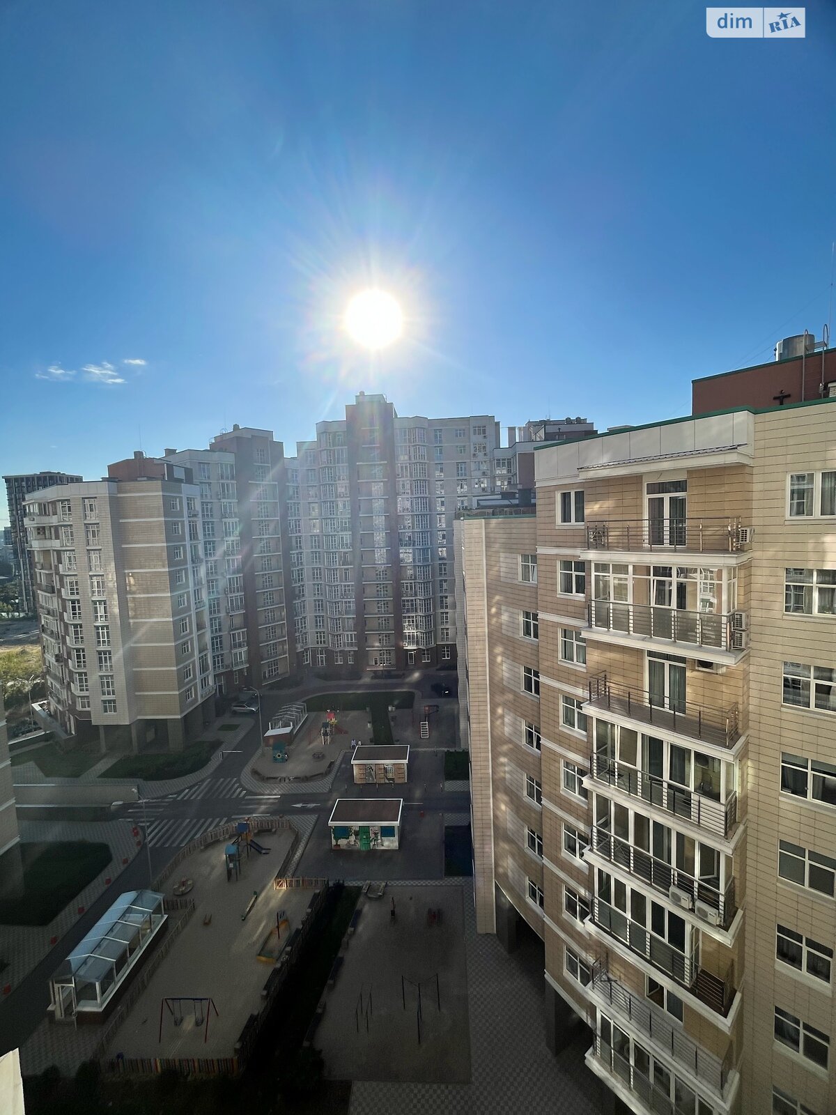 двухкомнатная квартира в Киеве, район Печерск, на ул. Саперное Поле 12 в аренду на долгий срок помесячно фото 1 двухкомнатная квартира в Киеве, район Печерск, на ул. Саперное Поле 12 в аренду на долгий срок помесячно фото 1