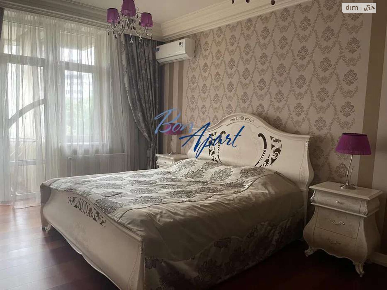 трикімнатна квартира в Києві, район Печерськ, на вул. Старонаводницька 6Б в довготривалу оренду помісячно фото 1 трикімнатна квартира в Києві, район Печерськ, на вул. Старонаводницька 6Б в довготривалу оренду помісячно фото 1