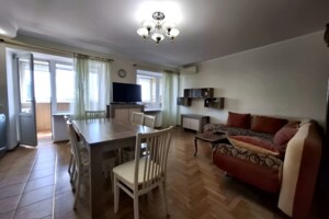 трикімнатна квартира в Києві, район Печерськ, на вул. Верхня 3 в довготривалу оренду помісячно фото 2