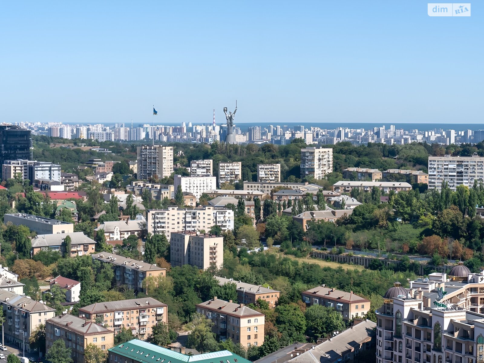 п`ятикімнатна квартира в Києві, район Печерський, на вул. Андрія Верхогляда 9 в довготривалу оренду помісячно фото 1 п`ятикімнатна квартира в Києві, район Печерський, на вул. Андрія Верхогляда 9 в довготривалу оренду помісячно фото 1