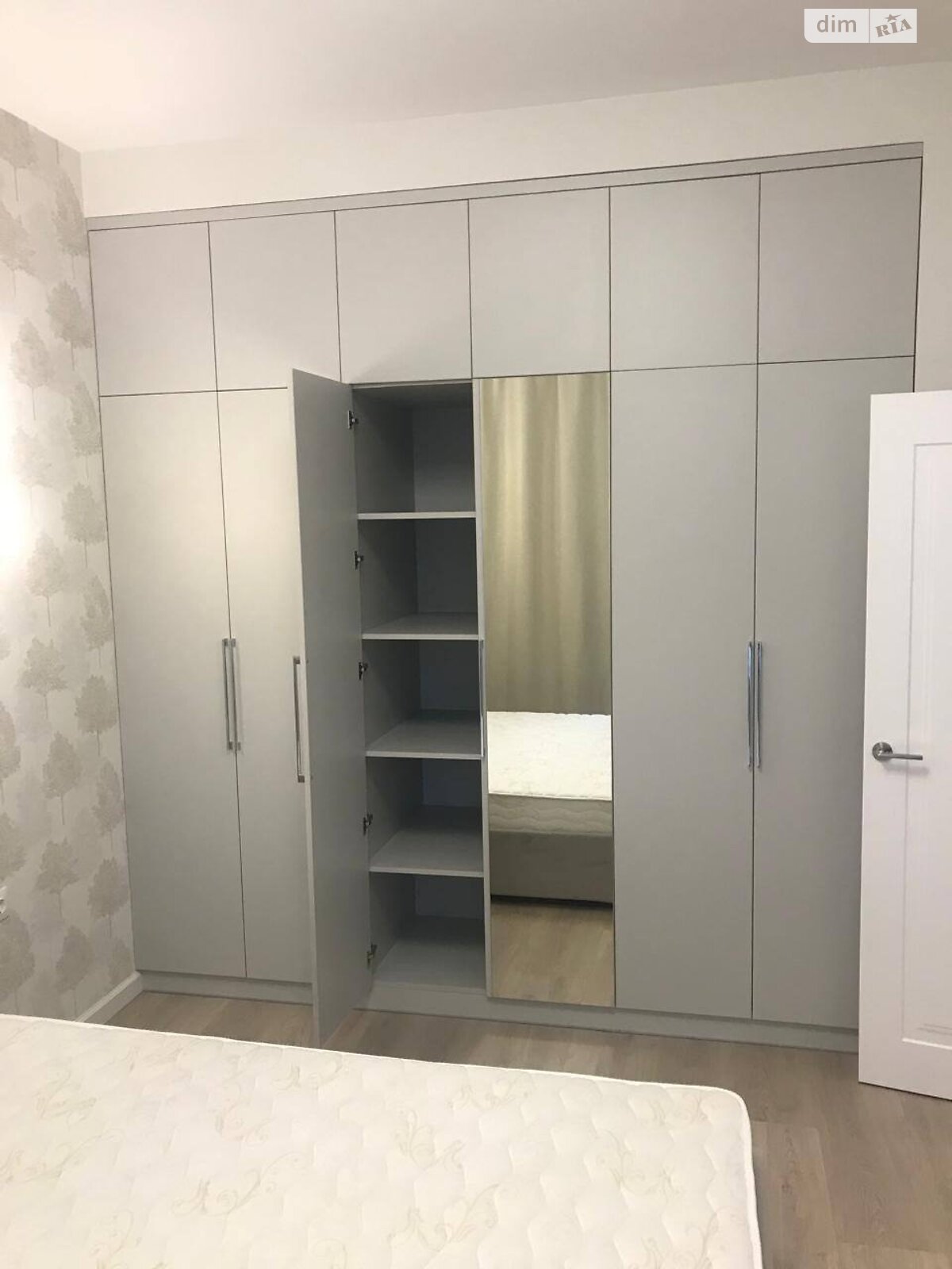 однокімнатна квартира в Києві, район Печерський, на вул. Андрія Верхогляда 15Б в довготривалу оренду помісячно фото 1 однокімнатна квартира в Києві, район Печерський, на вул. Андрія Верхогляда 15Б в довготривалу оренду помісячно фото 1
