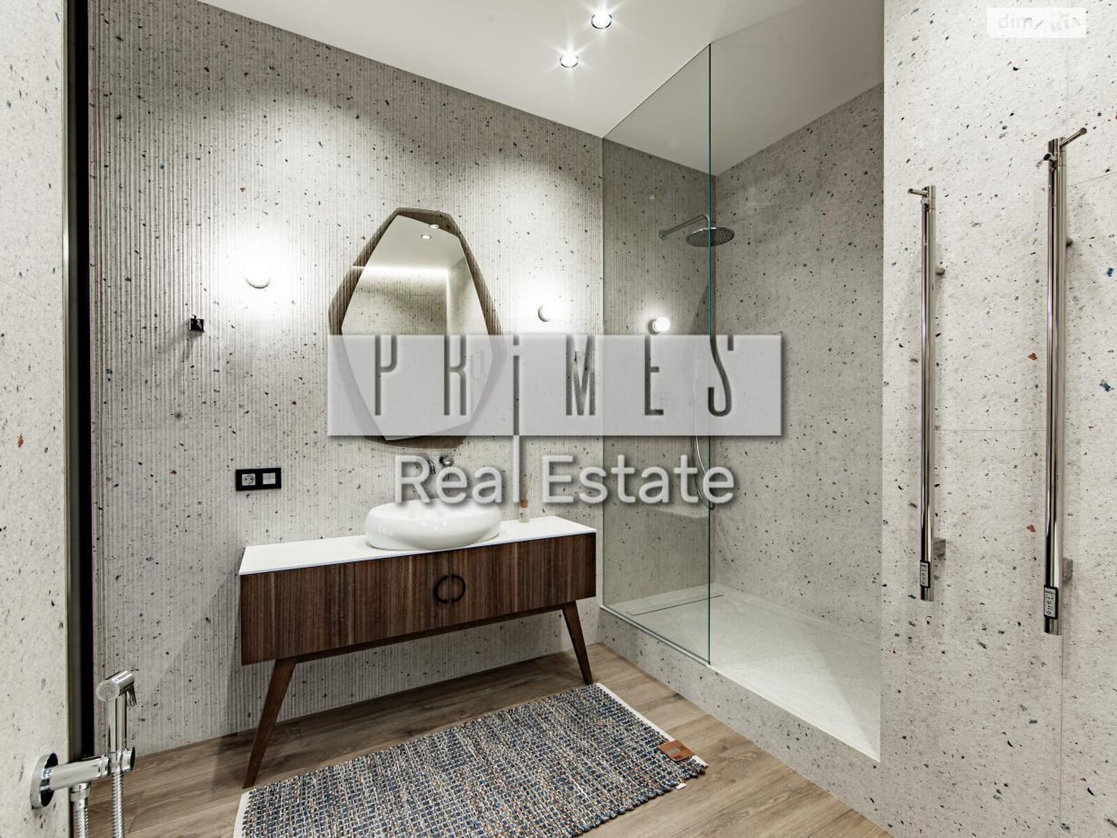 двухкомнатная квартира в Киеве, район Печерский, на ул. Андрея Верхогляда 17Б в аренду на долгий срок помесячно фото 1