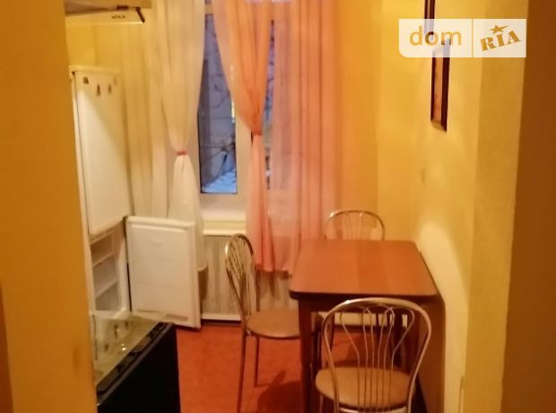 трехкомнатная квартира с мебелью в Киеве, район Печерский, на ул. Большая Васильковская 79, в аренду на долгий срок помесячно фото 1 трехкомнатная квартира с мебелью в Киеве, район Печерский, на ул. Большая Васильковская 79, в аренду на долгий срок помесячно фото 1
