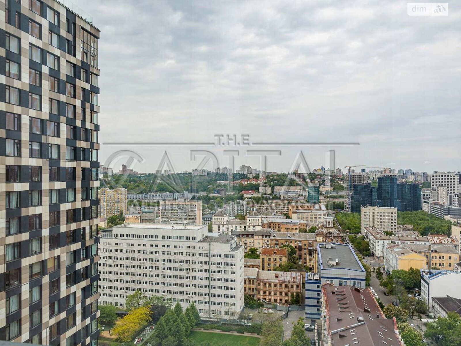 трехкомнатная квартира в Киеве, район Печерский, на ул. Деловая 1/2 в аренду на долгий срок помесячно фото 1 трехкомнатная квартира в Киеве, район Печерский, на ул. Деловая 1/2 в аренду на долгий срок помесячно фото 1