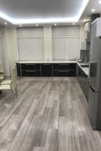 трикімнатна квартира з ремонтом в Києві, район Печерський, на бул. Лесі Українки 7А в довготривалу оренду помісячно фото 2