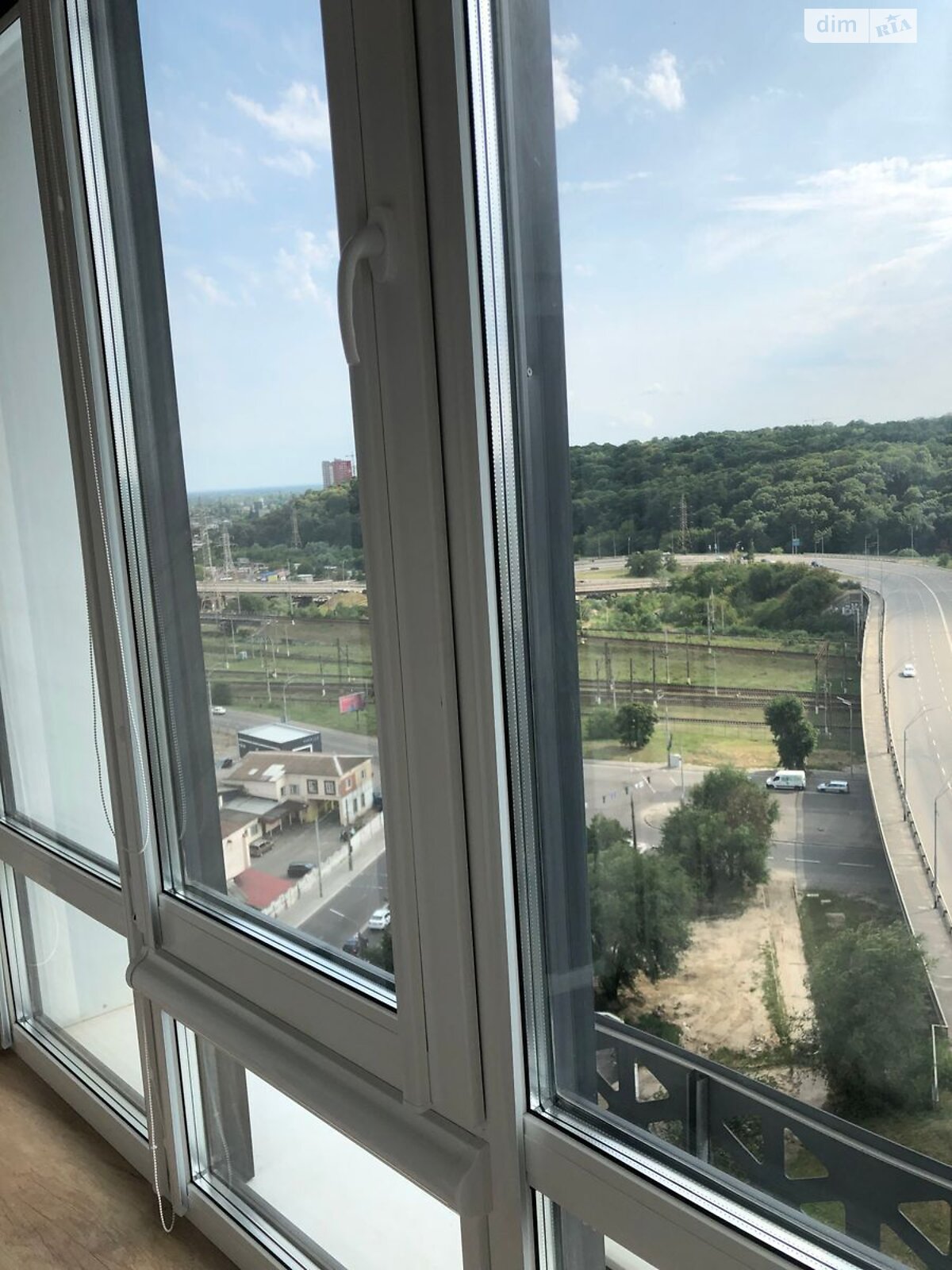 однокімнатна квартира в Києві, район Печерський, на вул. Михайла Бойчука 41Б в довготривалу оренду помісячно фото 1 однокімнатна квартира в Києві, район Печерський, на вул. Михайла Бойчука 41Б в довготривалу оренду помісячно фото 1