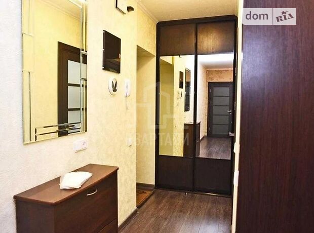 двухкомнатная квартира с мебелью в Киеве, район Печерский, на бул. Леси Украинки 17/19 в аренду на долгий срок помесячно фото 1 двухкомнатная квартира с мебелью в Киеве, район Печерский, на бул. Леси Украинки 17/19 в аренду на долгий срок помесячно фото 1