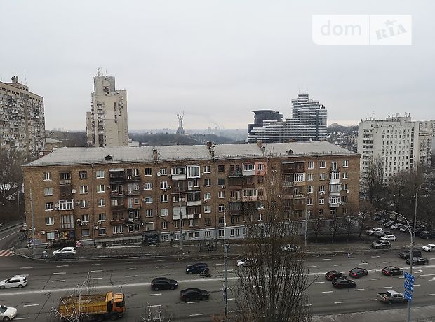 четырехкомнатная квартира с ремонтом в Киеве, район Печерский, на Лесі Українки площа 36в в аренду на долгий срок помесячно фото 1 четырехкомнатная квартира с ремонтом в Киеве, район Печерский, на Лесі Українки площа 36в в аренду на долгий срок помесячно фото 1
