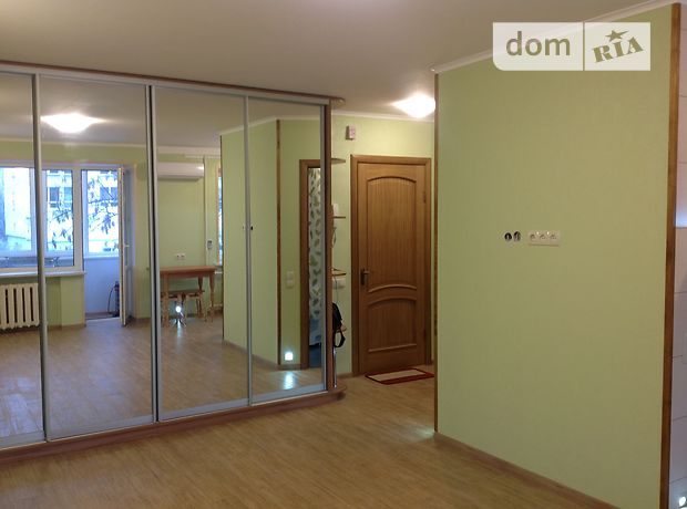 однокімнатна квартира в Києві, район Печерський, на вул. Лєскова в довготривалу оренду помісячно фото 1 однокімнатна квартира в Києві, район Печерський, на вул. Лєскова в довготривалу оренду помісячно фото 1