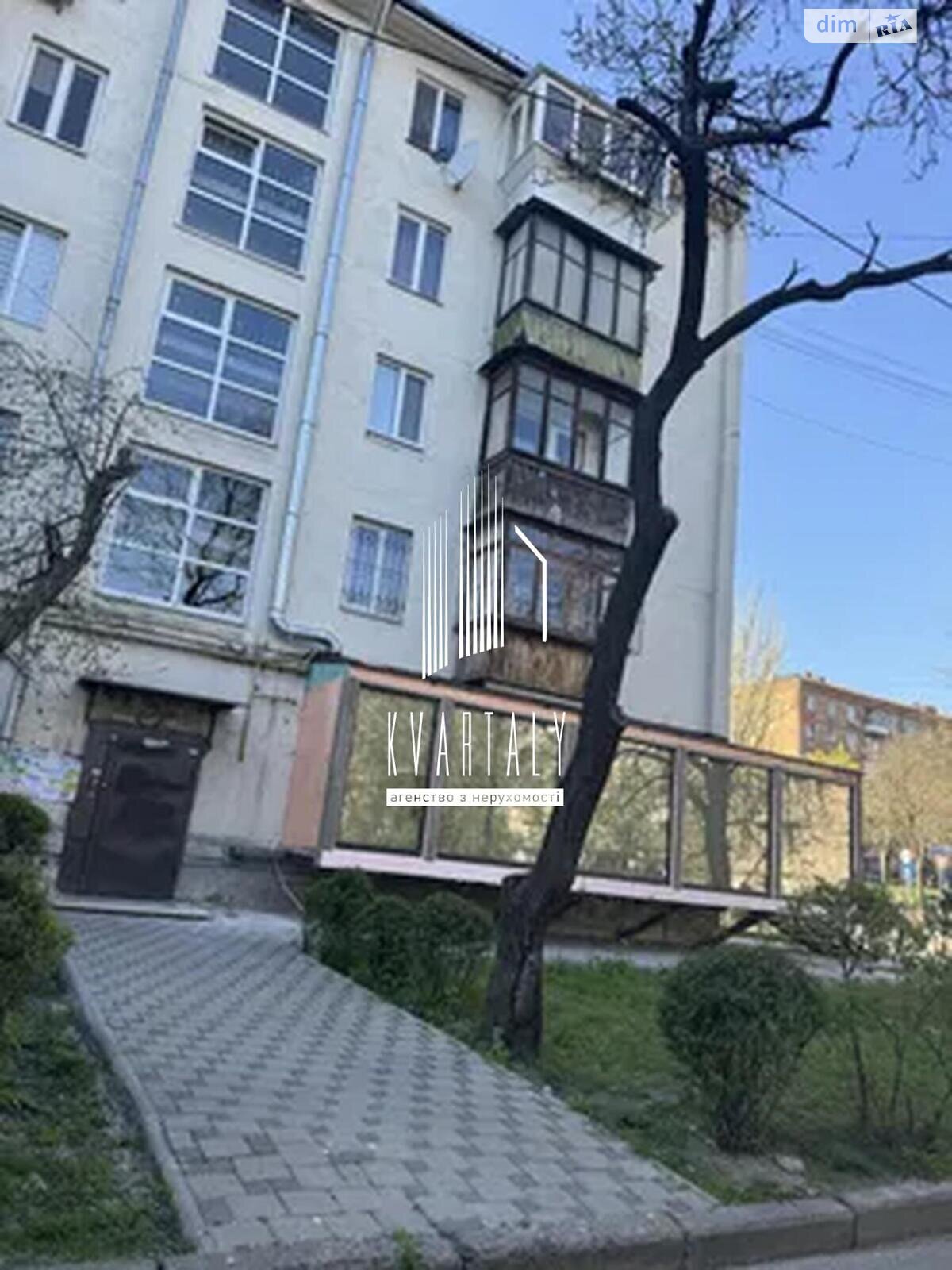 двухкомнатная квартира в Киеве, район Печерский, на бул. Марии Примаченко 4 в аренду на долгий срок помесячно фото 1