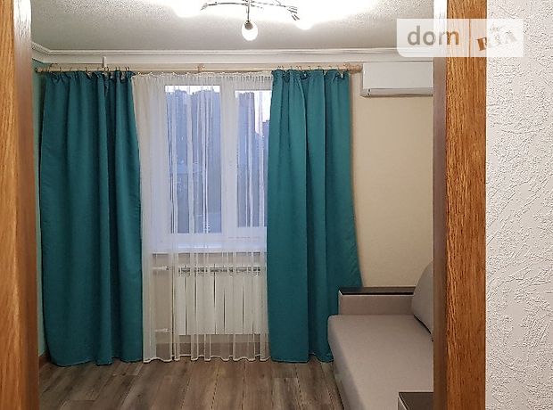 двокімнатна квартира з меблями в Києві, район Печерський, на вул. Менделєєва 12, в довготривалу оренду помісячно фото 1 двокімнатна квартира з меблями в Києві, район Печерський, на вул. Менделєєва 12, в довготривалу оренду помісячно фото 1